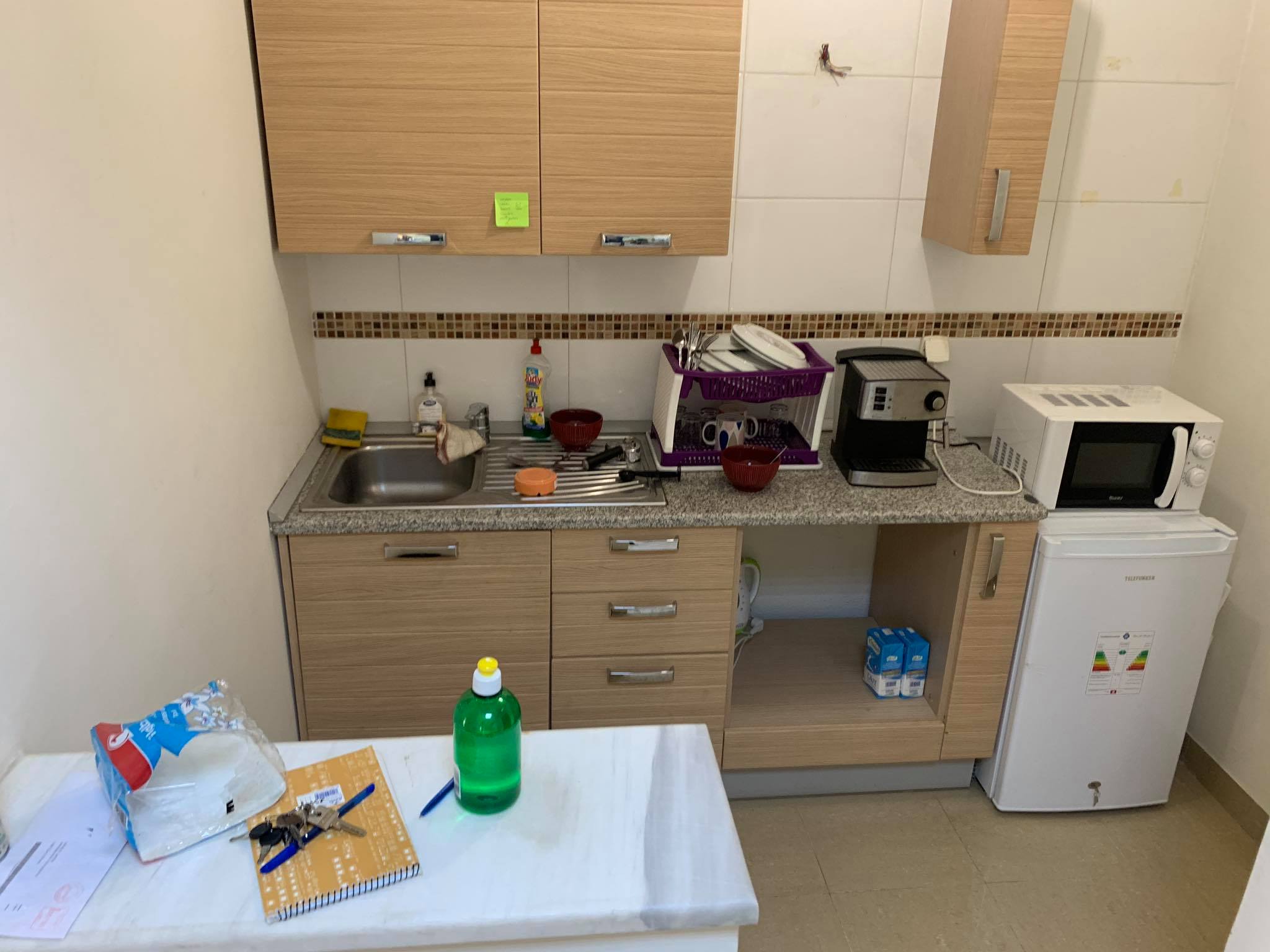 Cite El Khadra&nbsp;Zone urbaine nord&nbsp;Bureaux & Commerces&nbsp;Bureau&nbsp;Bureau 65 m centre urbain nord avec parking