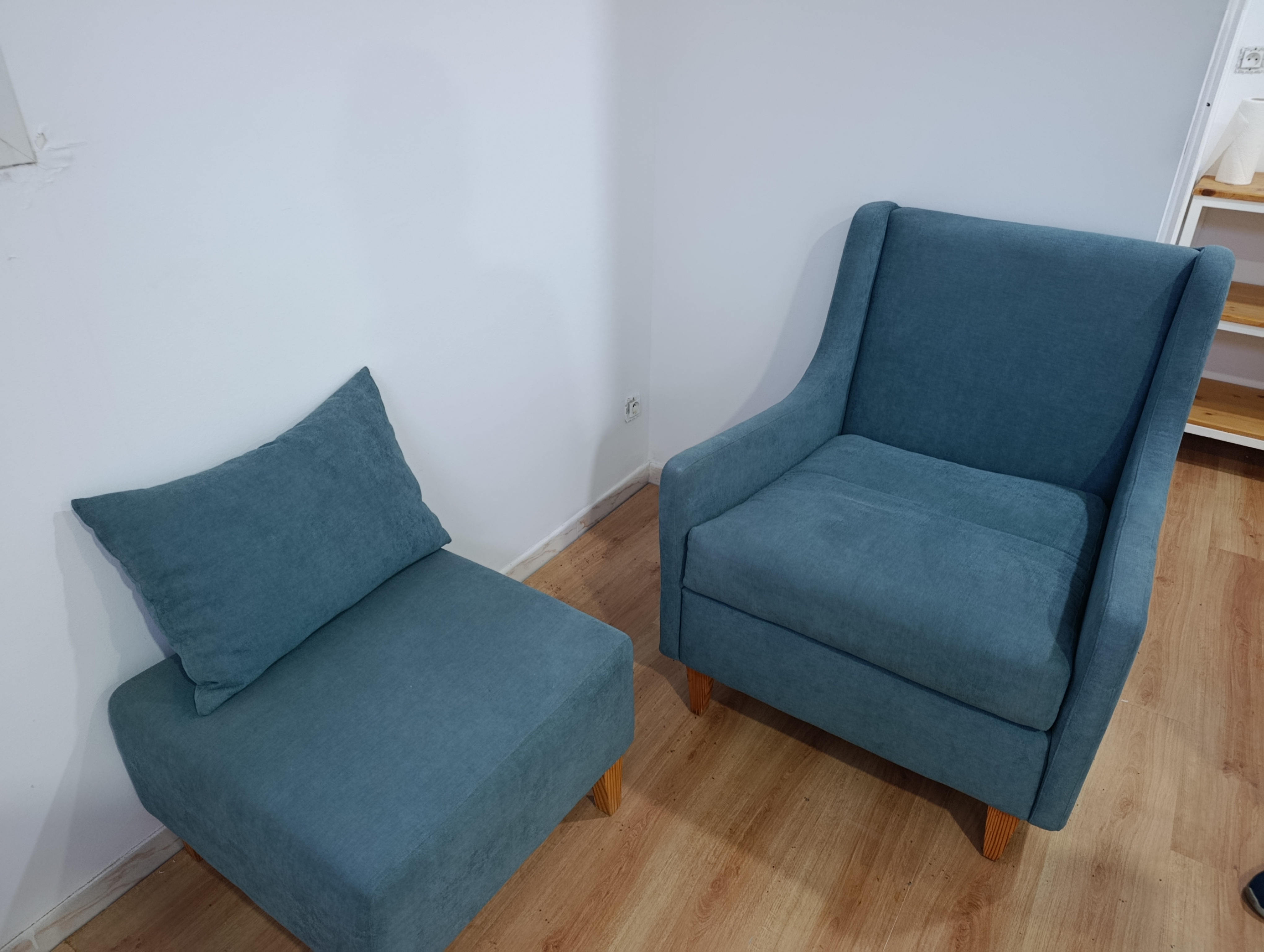 Raoued&nbsp;El Brarja&nbsp;Salon - Salle � manger &nbsp;Fauteuils&nbsp;Fauteuil avec repose pied bleu