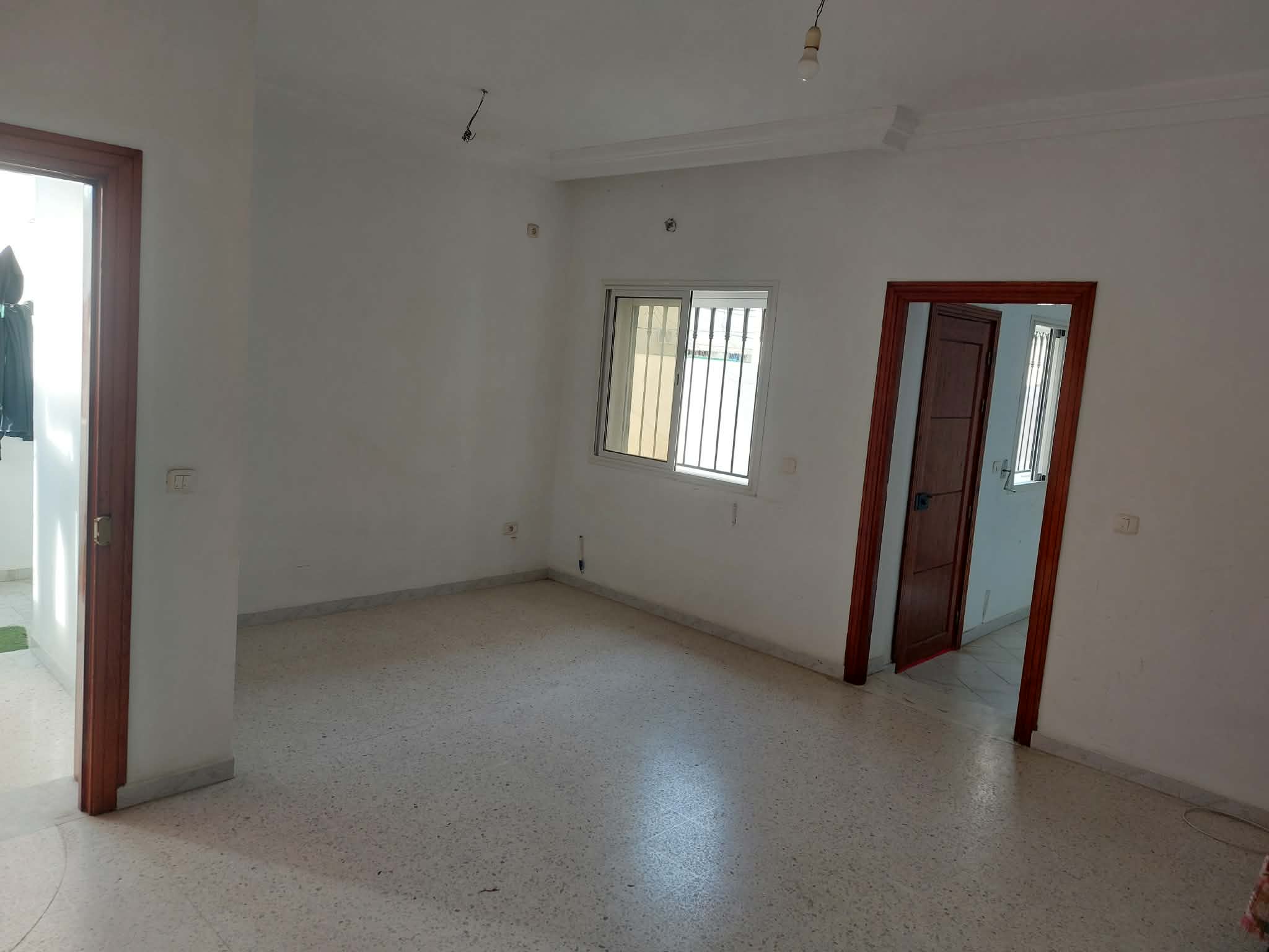 La Soukra&nbsp;Borj Louzir&nbsp;Location&nbsp;Appart. 3 pi�ces&nbsp;Appart salon et 2 chambres