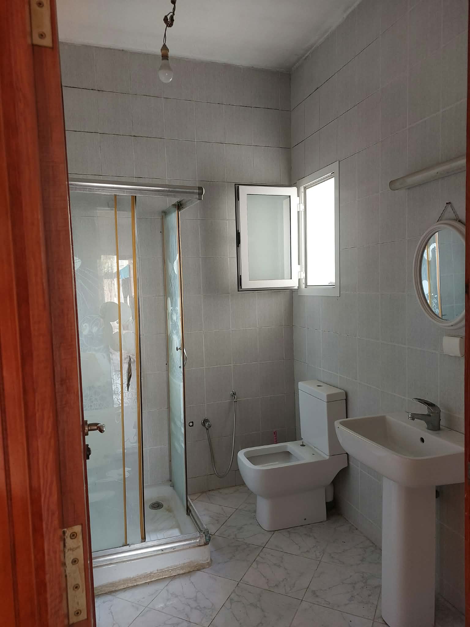 La Soukra&nbsp;Borj Louzir&nbsp;Location&nbsp;Appart. 3 pi�ces&nbsp;Appart salon et 2 chambres