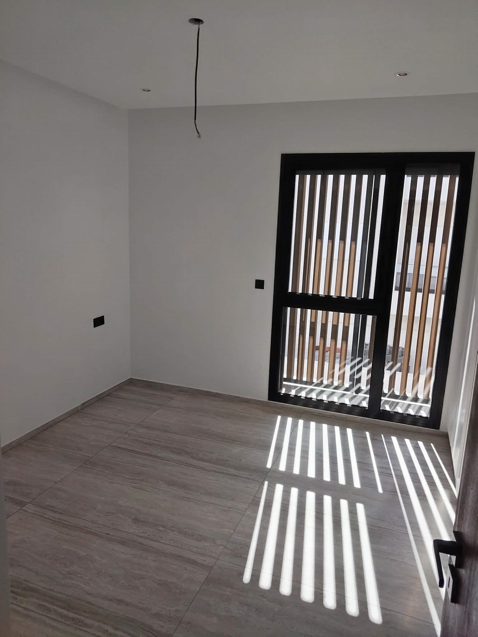 La Soukra&nbsp;Chotrana 1&nbsp;Location&nbsp;Appart. 2 pi�ces&nbsp;� chotrana 1 un appartement s1 neuf parking ss