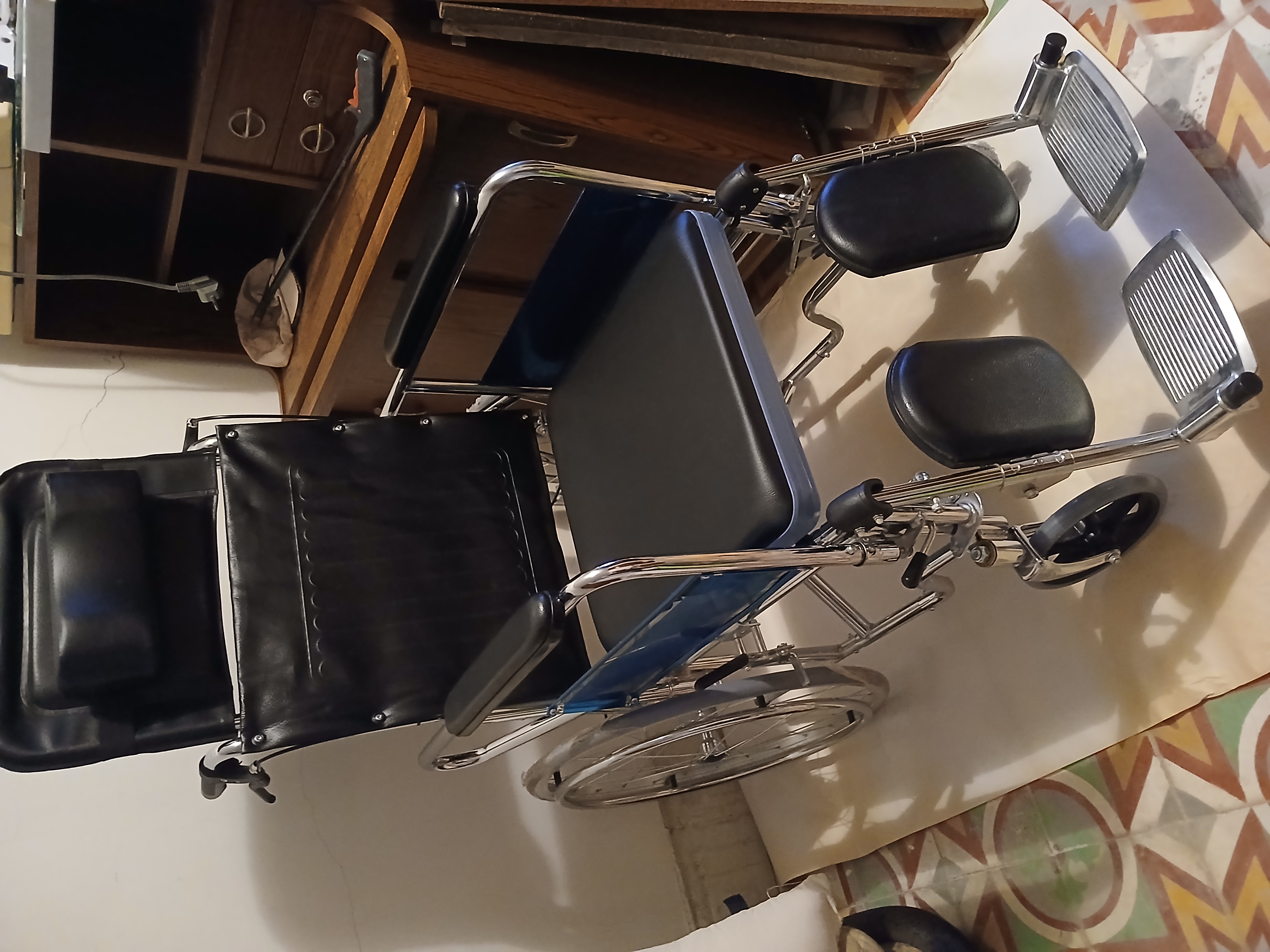 Le Bardo&nbsp;Khaznadar&nbsp;Autre&nbsp;Autre&nbsp;Chaise roulante neuve