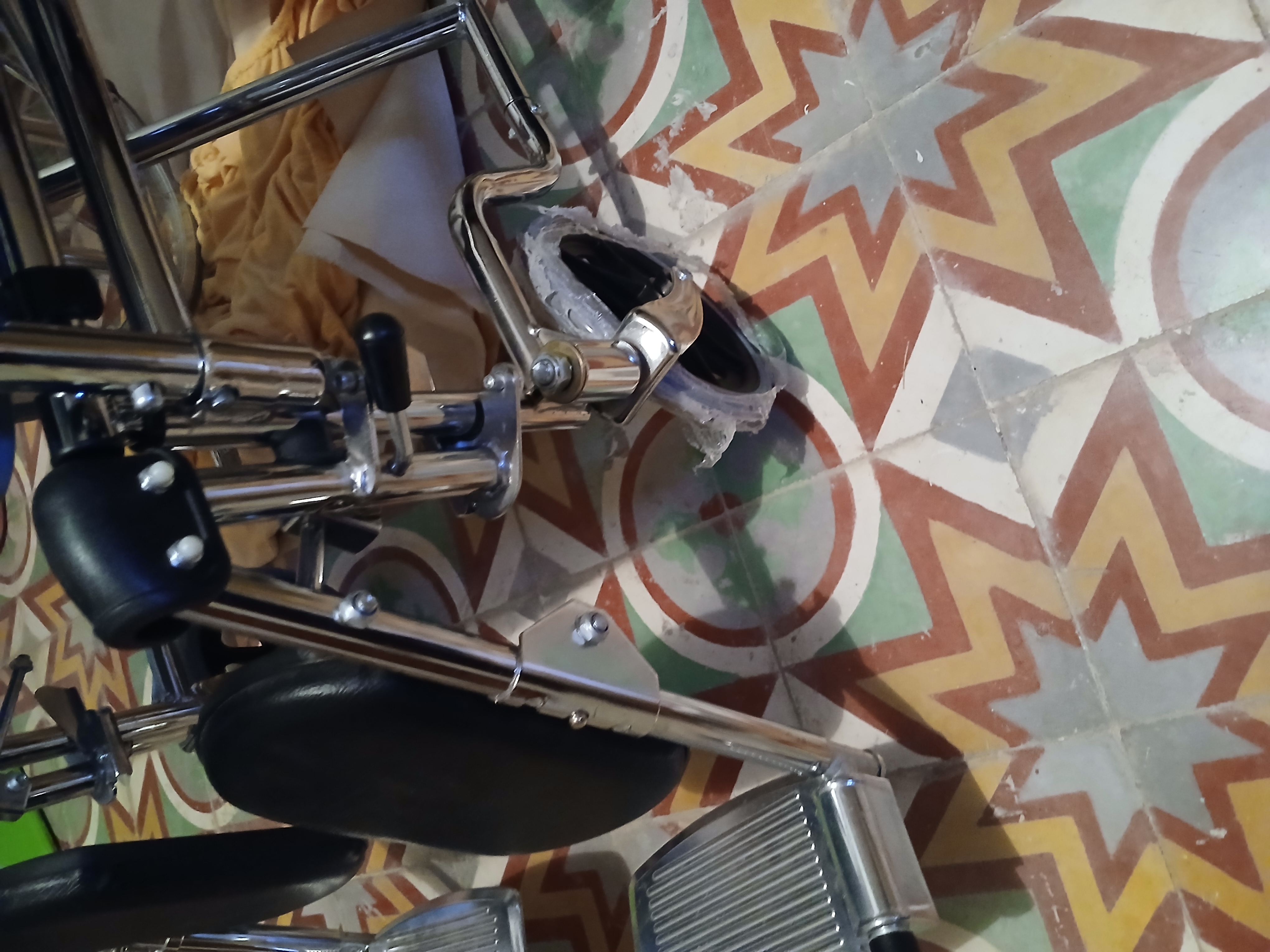 Le Bardo&nbsp;Khaznadar&nbsp;Autre&nbsp;Autre&nbsp;Chaise roulante neuve