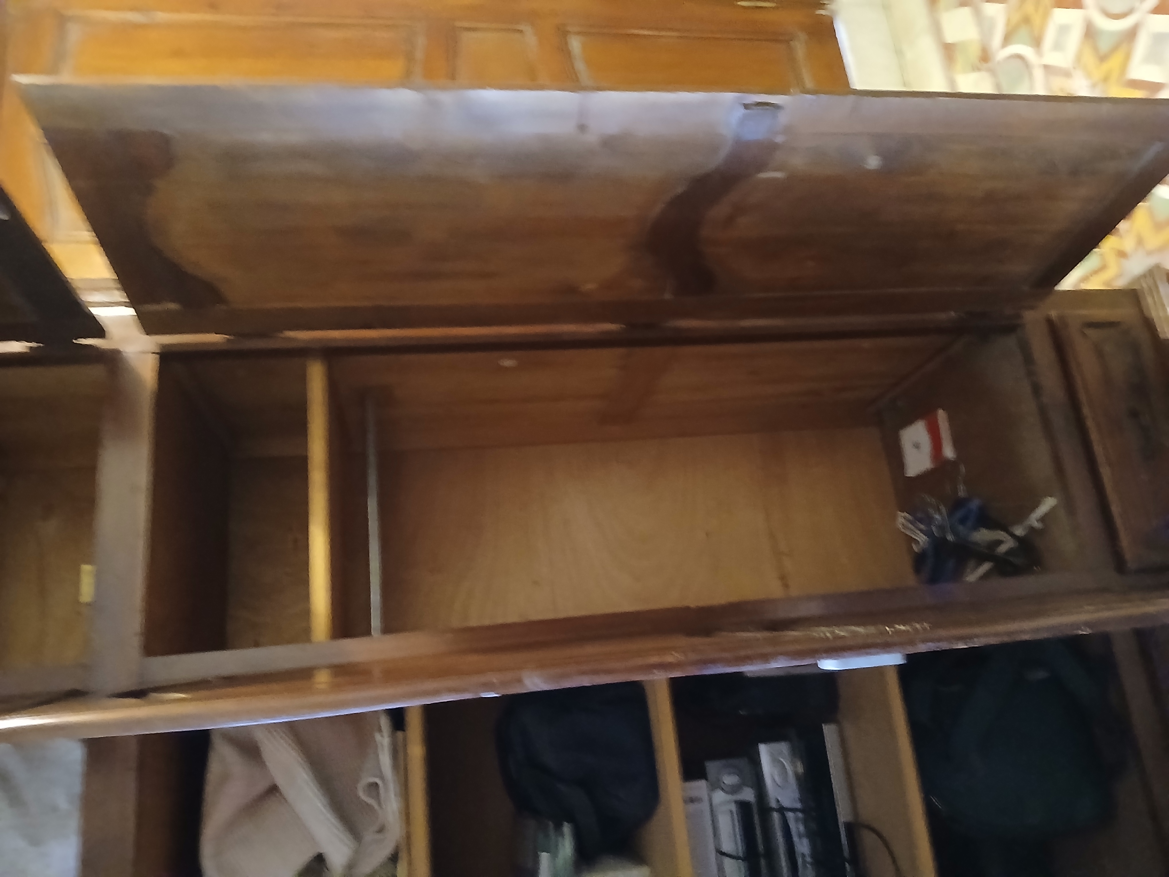 Le Bardo&nbsp;Khaznadar&nbsp;Autres meubles&nbsp;Autres&nbsp;Garde robe 3 portes