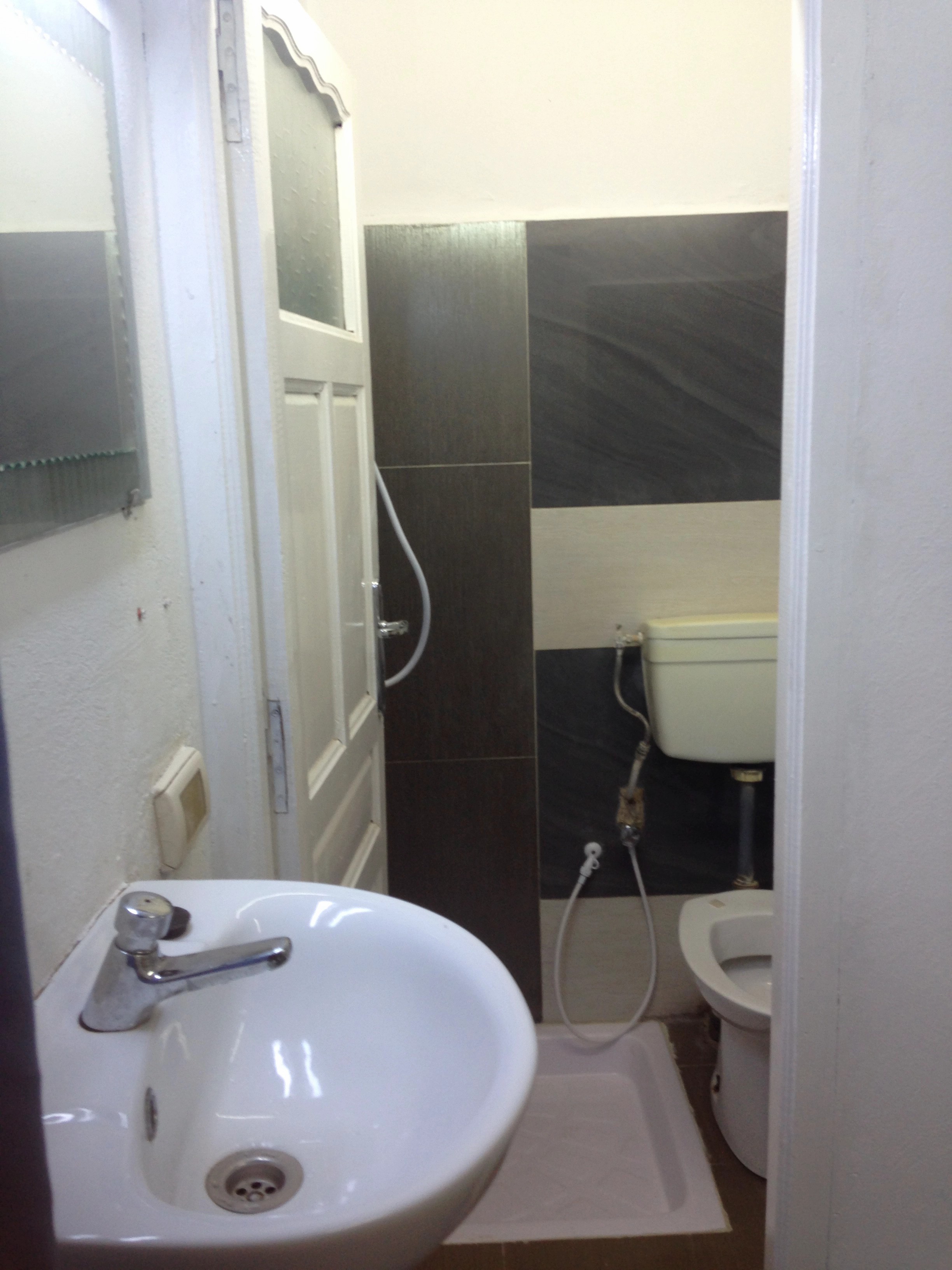 Ariana Ville&nbsp;Ariana&nbsp;Location&nbsp;Appart. 1 pi�ce&nbsp;Super studio meubler