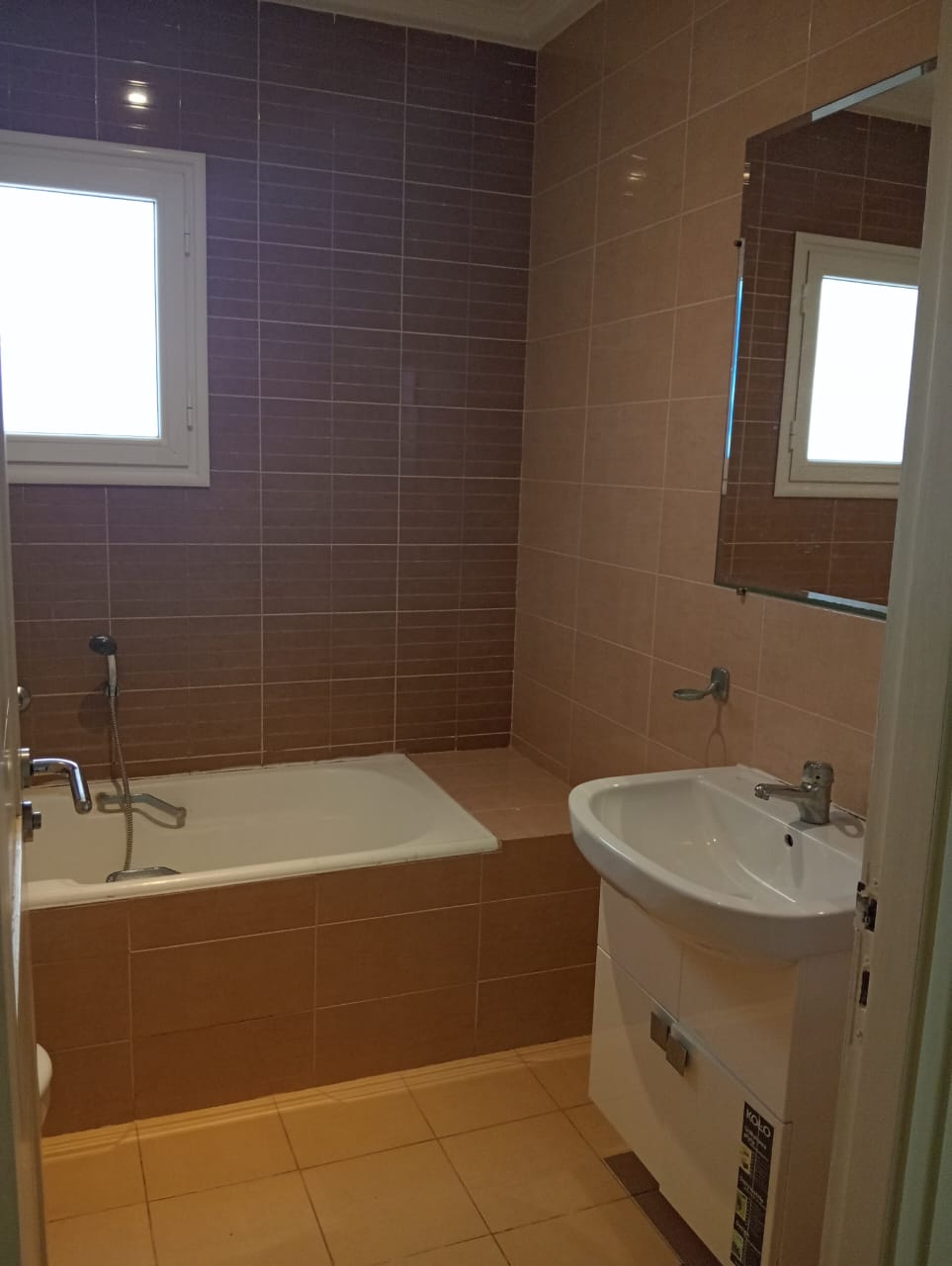 La Marsa&nbsp;El Aouina&nbsp;Location&nbsp;Appart. 2 pi�ces&nbsp;S1 jardins l'aouina