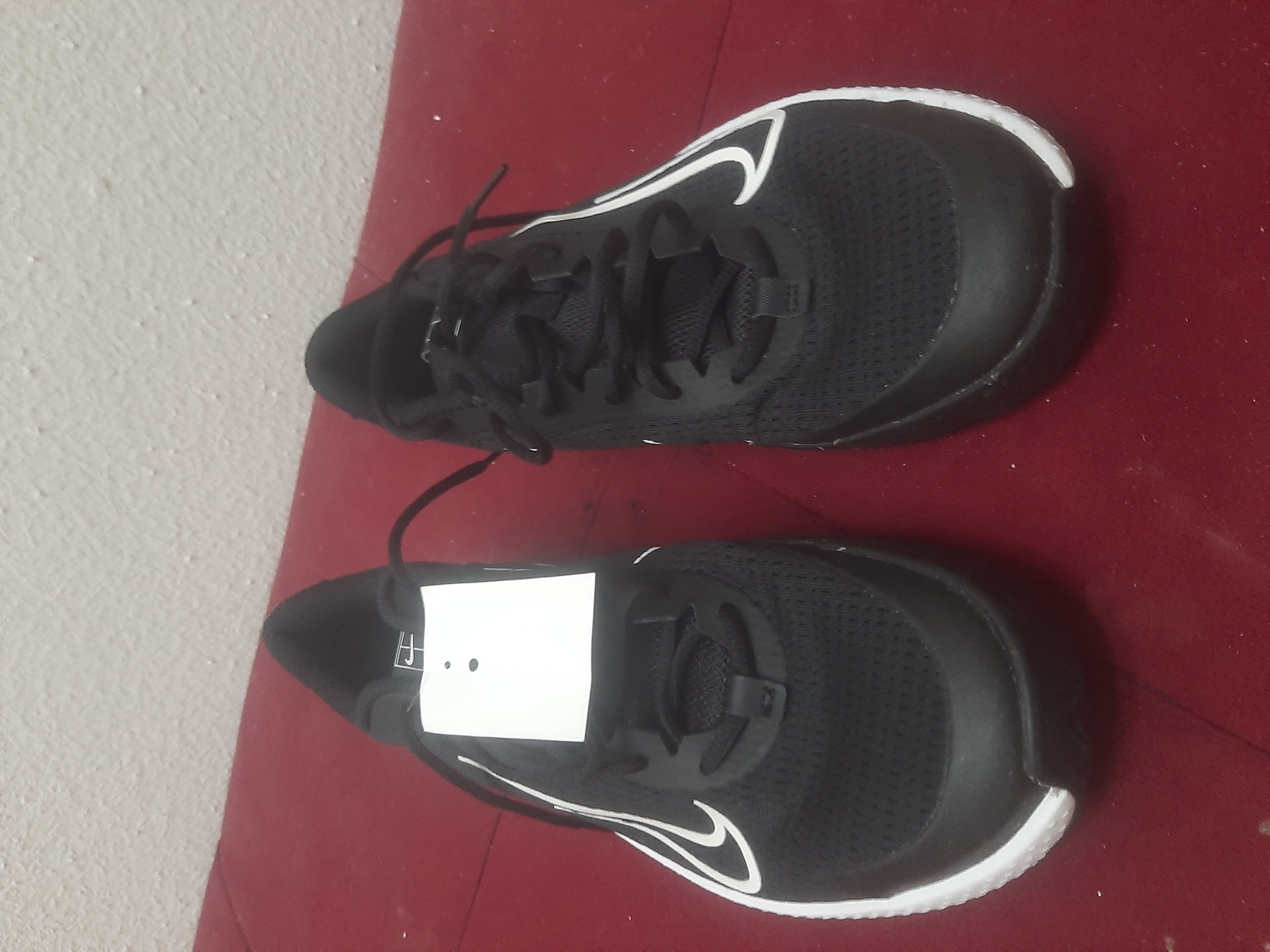 Ariana Ville&nbsp;Ariana&nbsp;Hommes&nbsp;Autre&nbsp;Basquette nike dans l'emballage