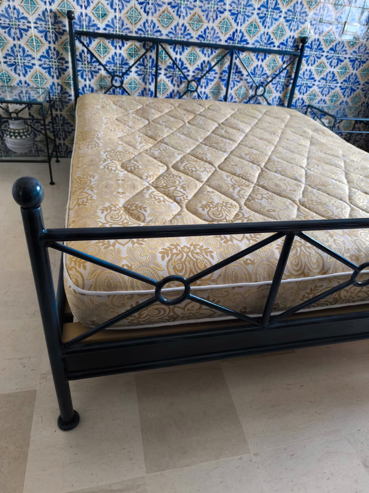 Monastir&nbsp;Monastir&nbsp;Chambres � coucher&nbsp;Lits&nbsp;Ensemble lit et chevets