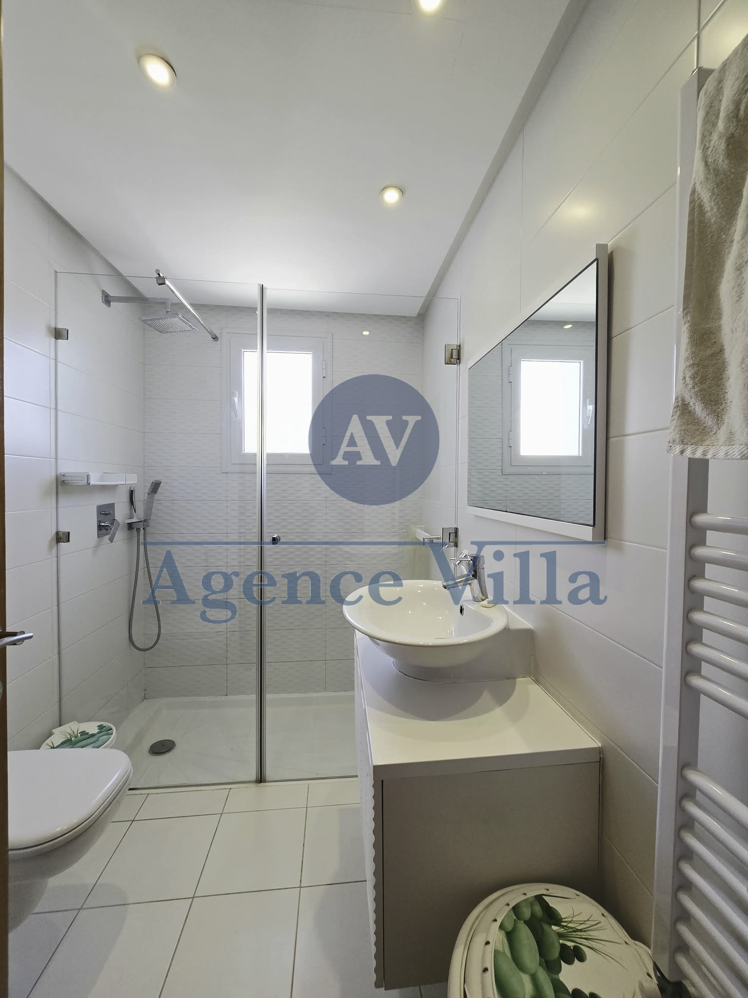 Ariana Ville&nbsp;Ariana&nbsp;Location&nbsp;Appart. 5 pi�ces+&nbsp;Appartement s4 meubl� � cit� urba nord