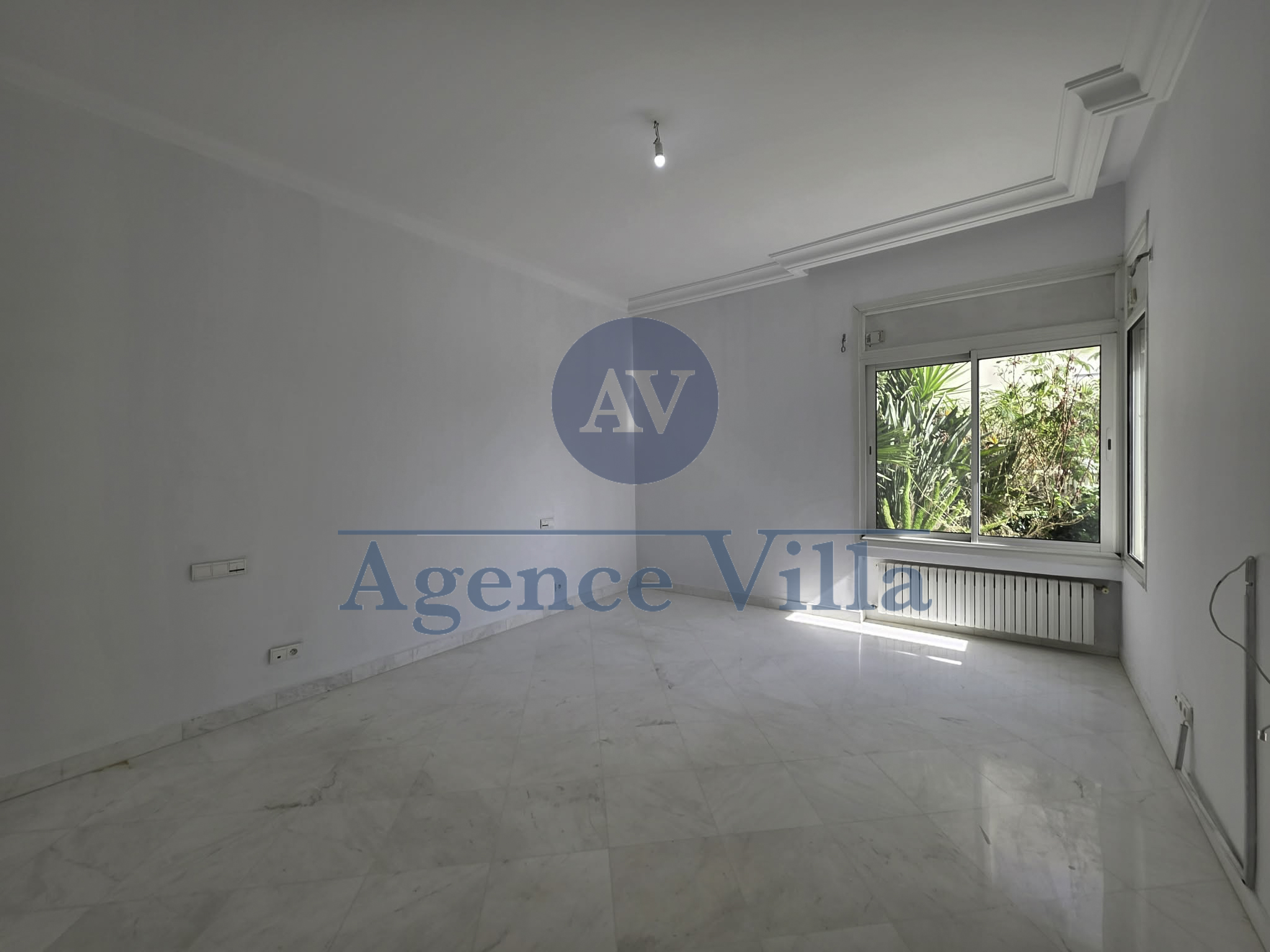 La Marsa&nbsp;Berge Du Lac&nbsp;Location&nbsp;Appart. 4 pi�ces&nbsp;Appartement s3 avec vue lac � les berges du lac