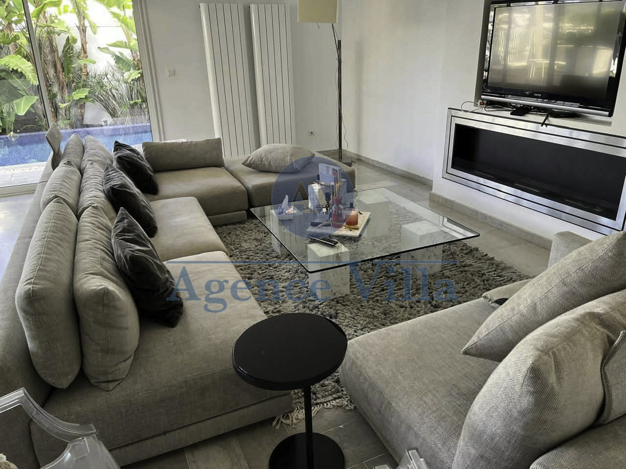 La Marsa&nbsp;Marsa Safsaf&nbsp;Location&nbsp;Appart. 5 pi�ces+&nbsp;Triplex meubl� avec piscine et vue mer