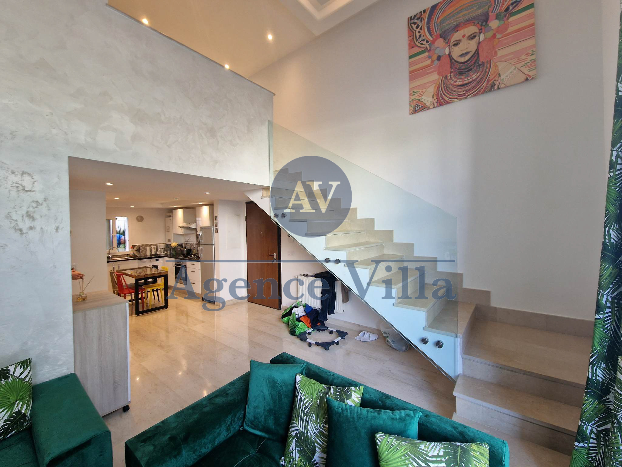 La Marsa&nbsp;Sidi Daoud&nbsp;Location&nbsp;Appart. 4 pi�ces&nbsp;Superbe duplex s3 meubl� � la marsa