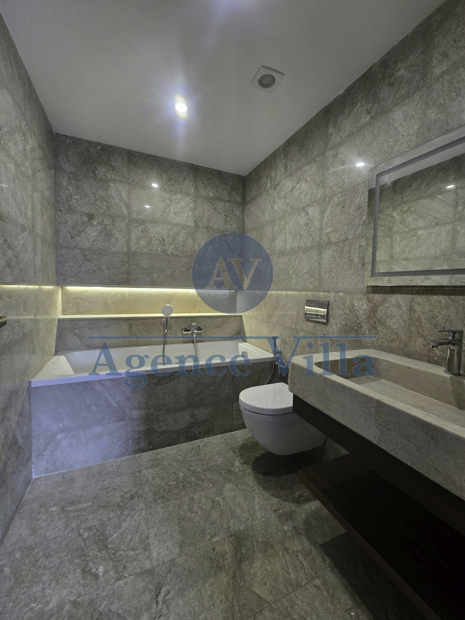 Carthage&nbsp;Carthage&nbsp;Location&nbsp;Appart. 3 pi�ces&nbsp;Appartement s2 jamais habit� � jardin de carthage