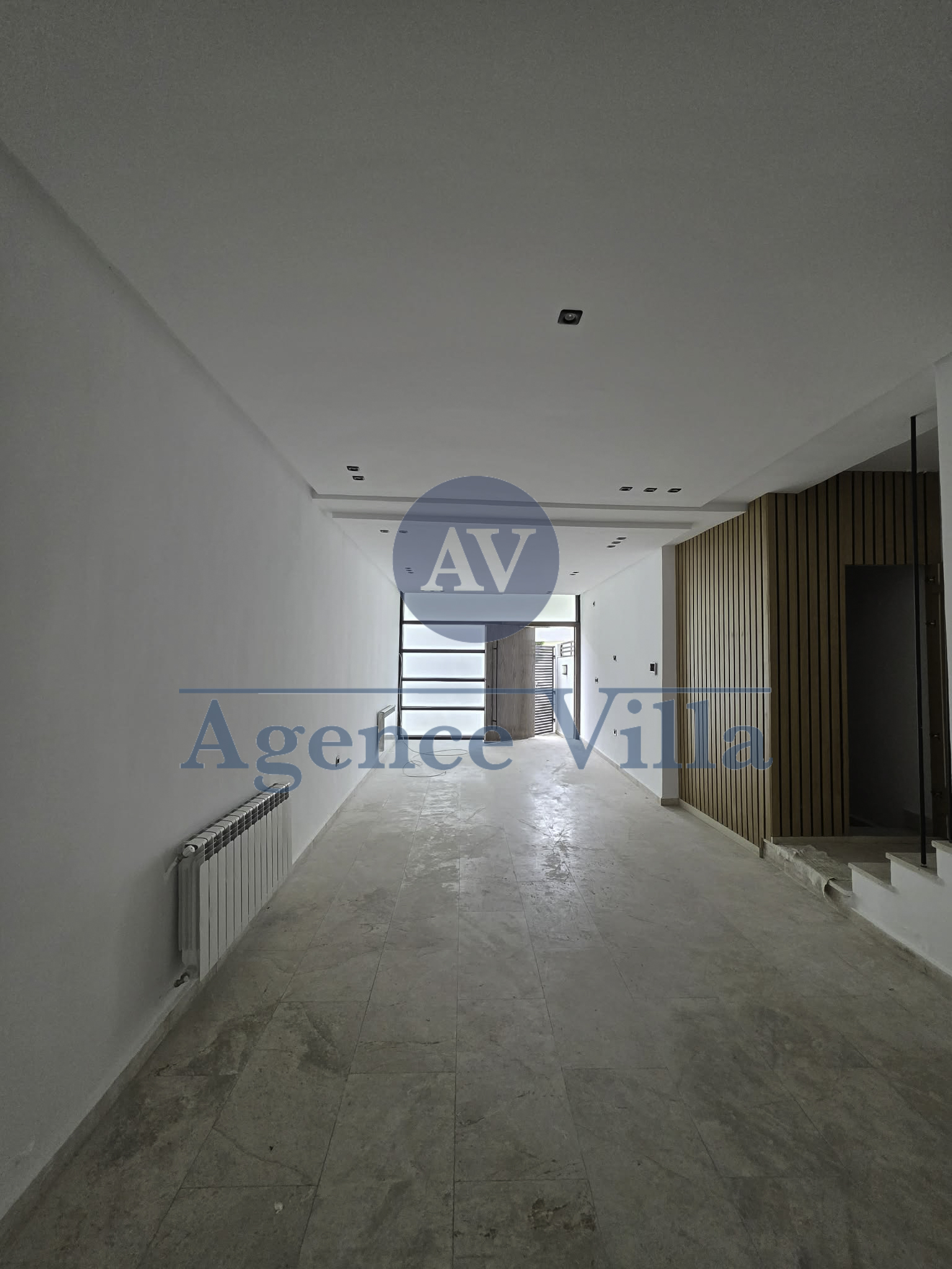 La Marsa&nbsp;Cite Du Stade&nbsp;Location&nbsp;Appart. 4 pi�ces&nbsp;Duplex � la marsa s3