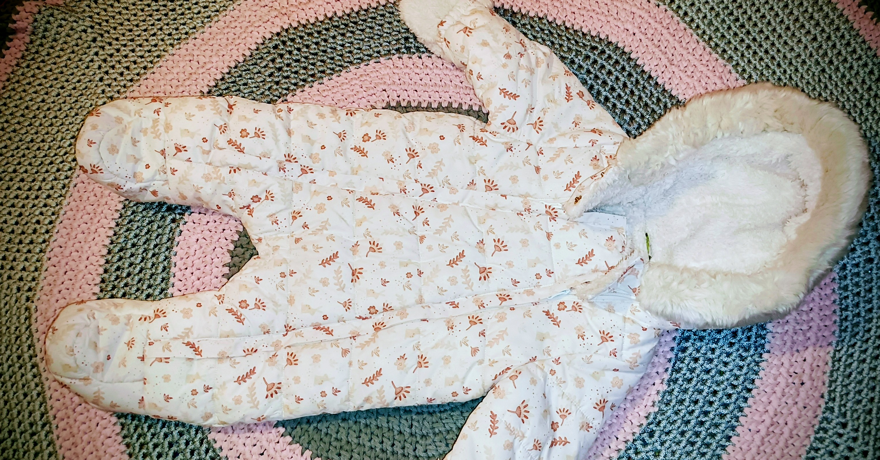 Hammam Lif&nbsp;Hammam Lif&nbsp;V�tements b�b�&nbsp;Autre&nbsp;Combinaison manteau