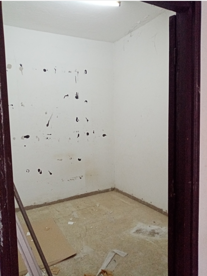 La Soukra&nbsp;Borj Louzir&nbsp;Location&nbsp;Surfaces&nbsp;D�p�t � borj louzir zone mg