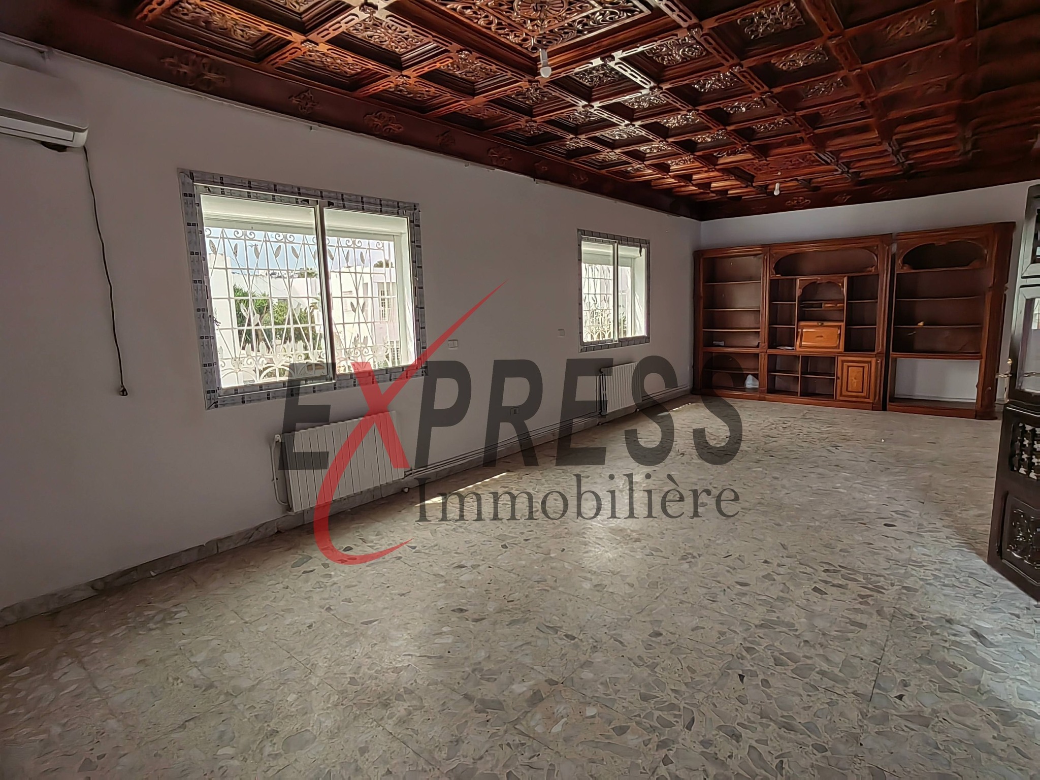 El Menzah&nbsp;El Manar 2&nbsp;Location&nbsp;Maisons&nbsp;Un �tage de villa s3 ind�pendant avec garage