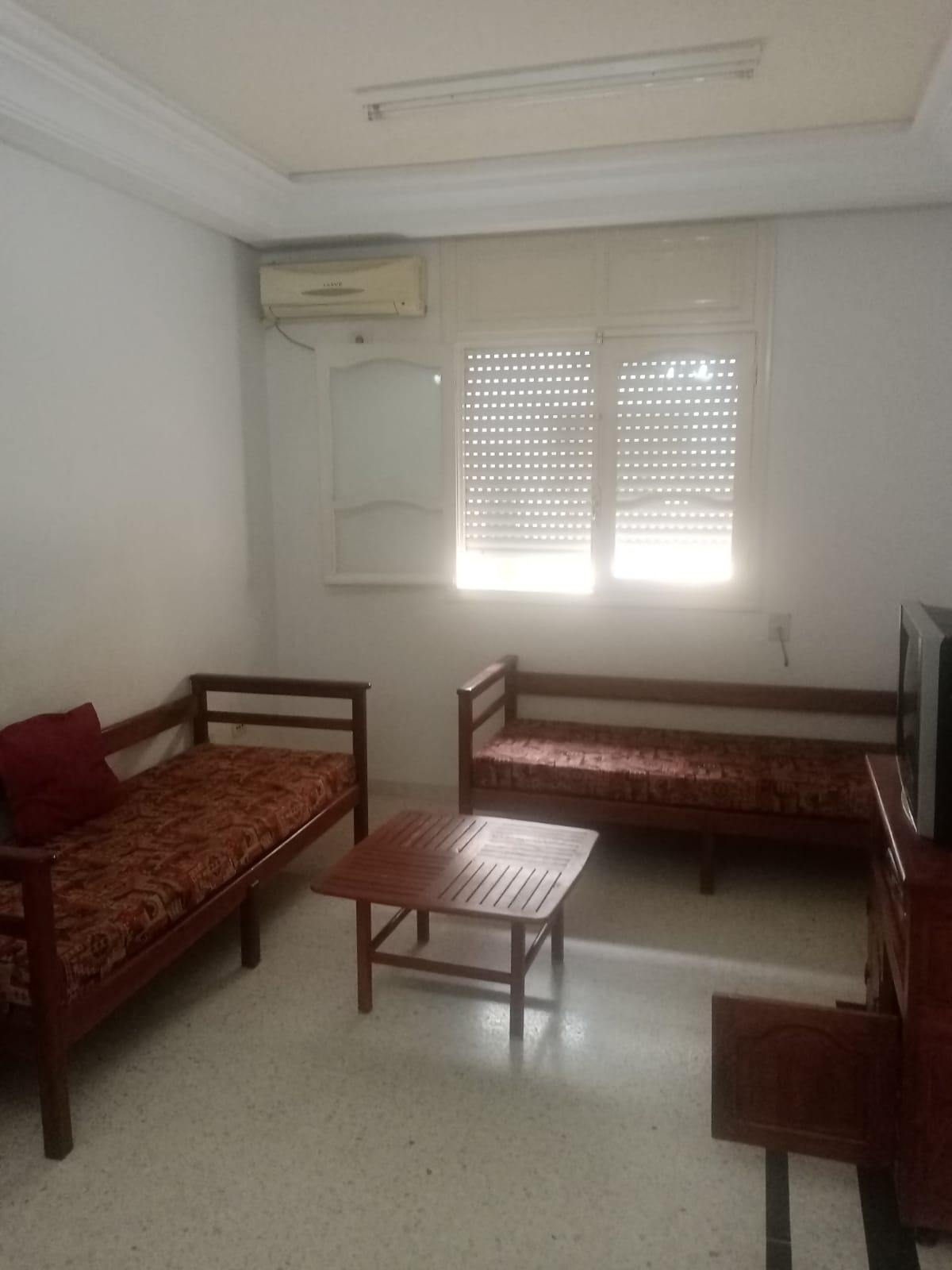 Sfax Est&nbsp;Cite El Menzah&nbsp;Location&nbsp;Appart. 2 pi�ces&nbsp;R�sidence aziz