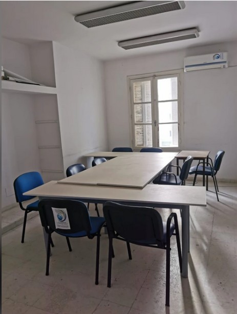 Ariana Ville&nbsp;Ariana&nbsp;Location&nbsp;Appart. 1 pi�ce&nbsp;A partager un local bureau ariana