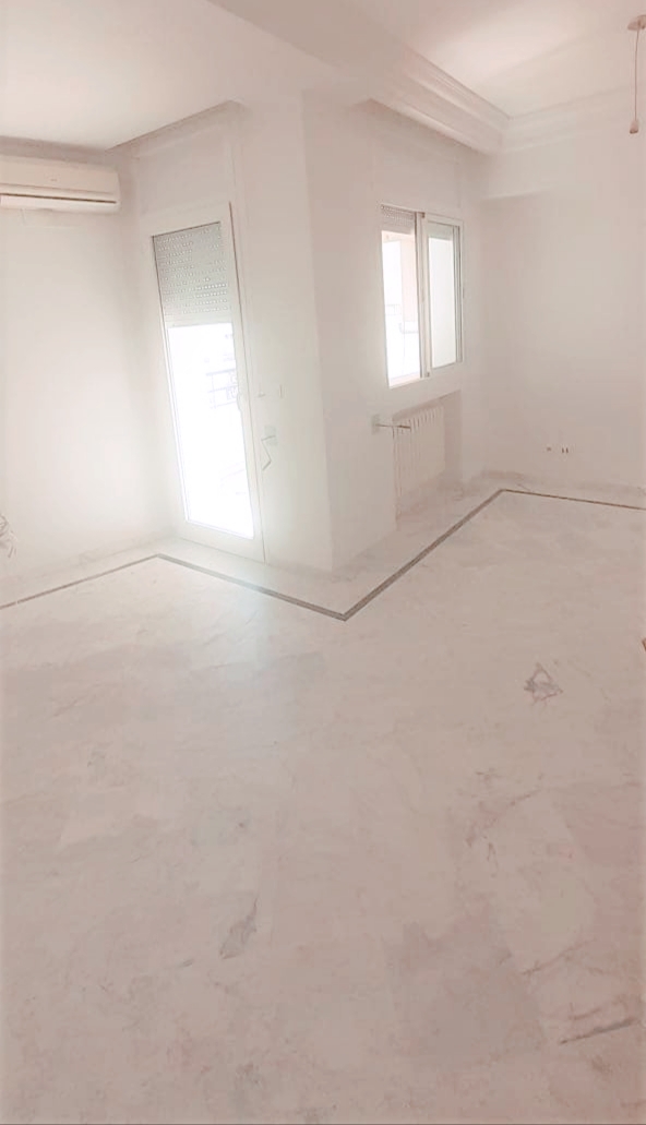 Ariana Ville&nbsp;Cite Ennasr 2&nbsp;Location&nbsp;Appart. 1 pi�ce&nbsp;Ennasr 2 coquet studio bien situ�