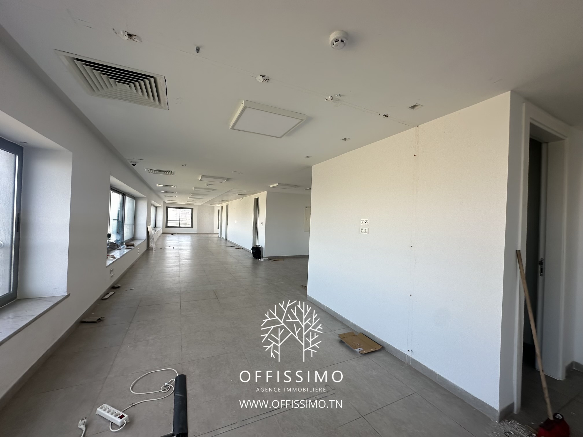 Ain Zaghouan&nbsp;Jardins de Carthage&nbsp;Location&nbsp;Surfaces&nbsp;Open space disponible aux jardins de carthage