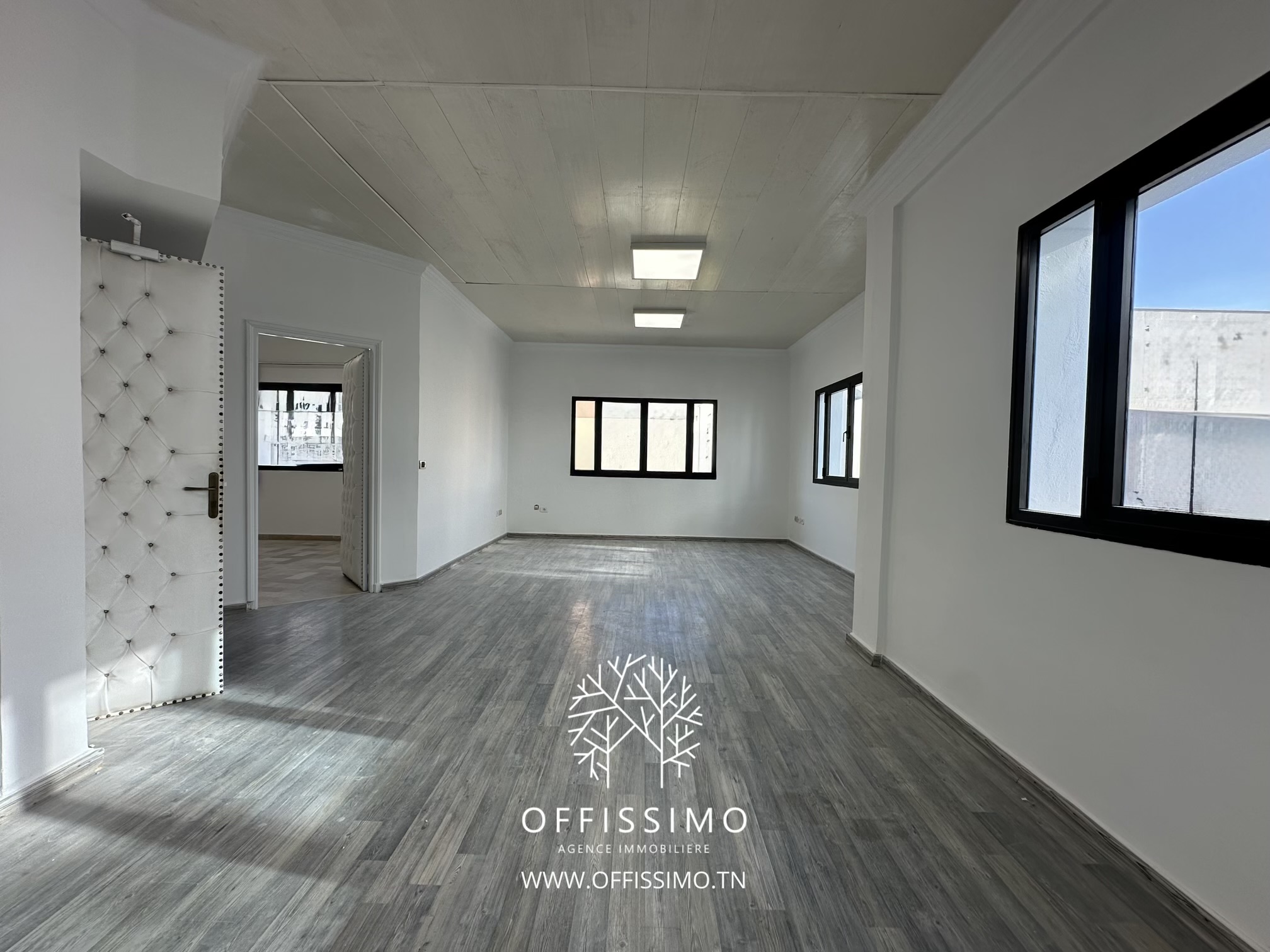 La Marsa&nbsp;Berge Du Lac&nbsp;Location&nbsp;Surfaces&nbsp;Bureau open space et une pieces lac 1 lumineux