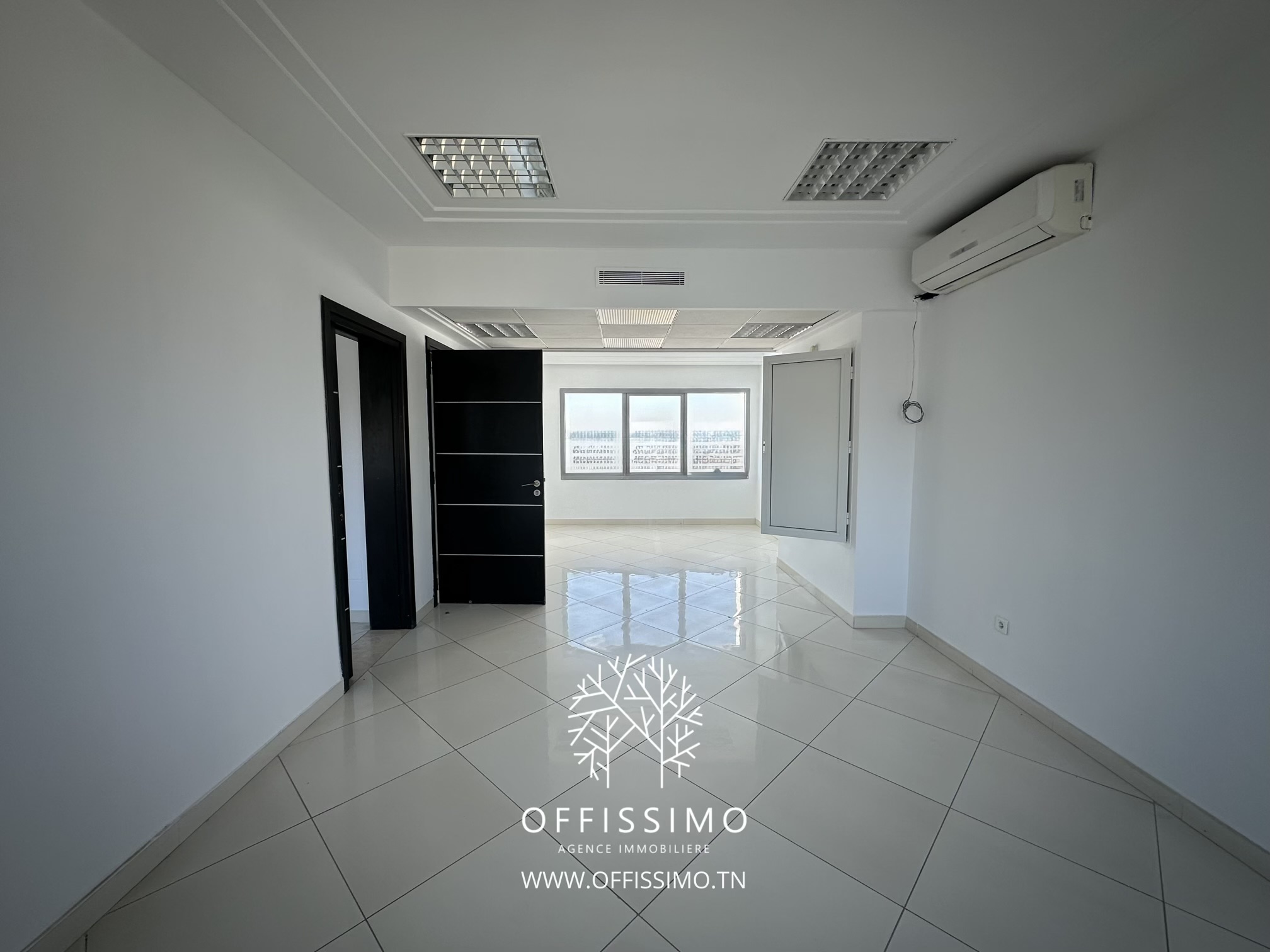 La Marsa&nbsp;Berge Du Lac&nbsp;Location&nbsp;Autre&nbsp;Bureau 6 pieces lac 1 vue panoramique