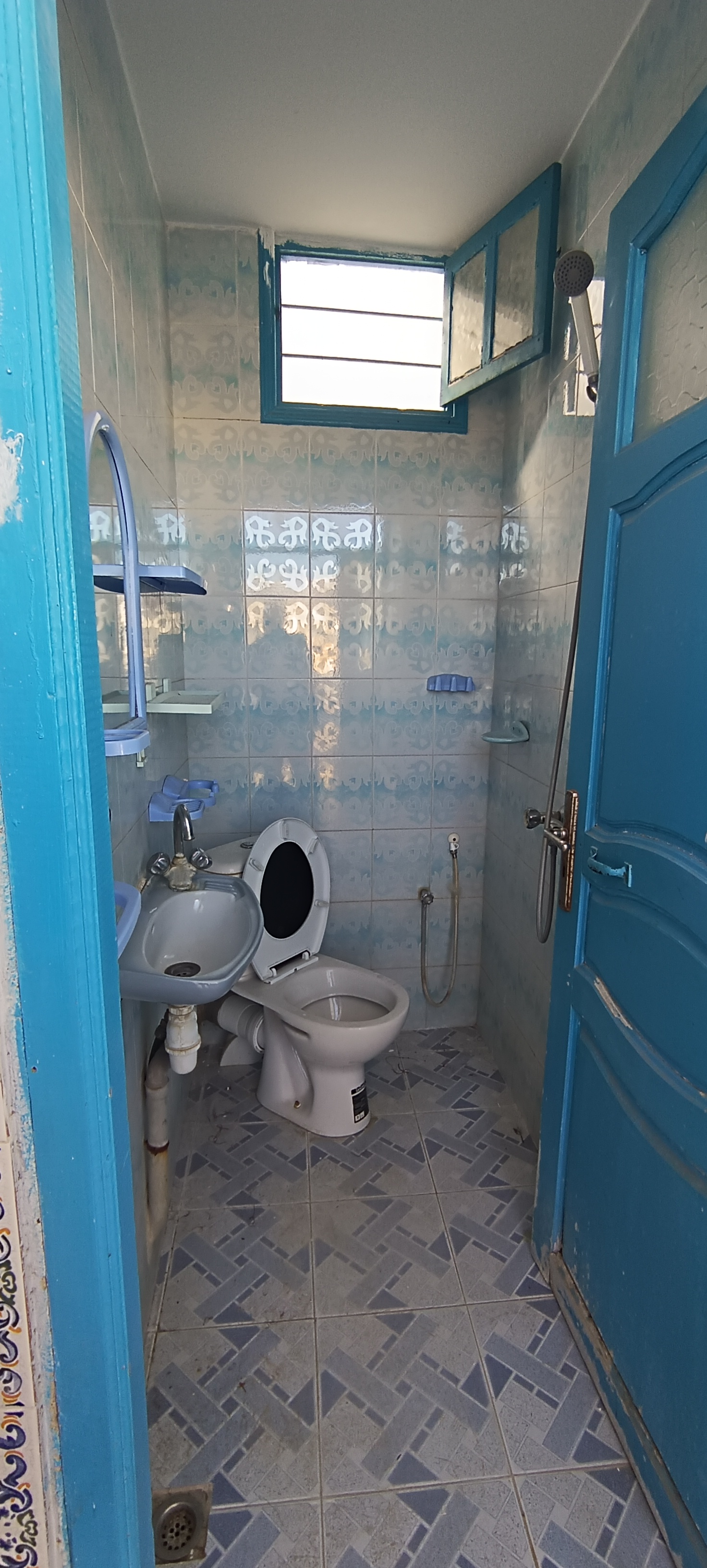 El Omrane Superieur&nbsp;El Omrane Superieur&nbsp;Location&nbsp;Appart. 2 pi�ces&nbsp;Studio au 2 �me �tage