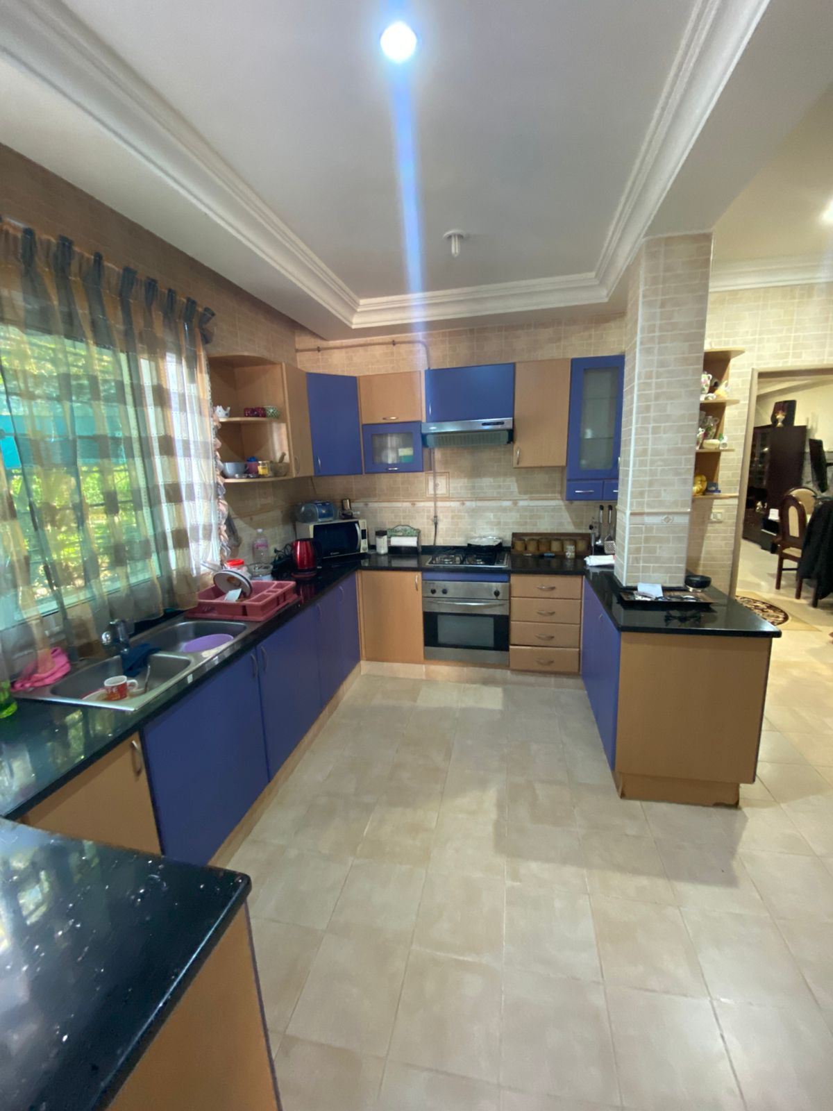 Akouda&nbsp;Chatt Meriem&nbsp;Location&nbsp;Appart. 5 pi�ces+&nbsp;Belle villa spacieuse meubl�e avec piscine