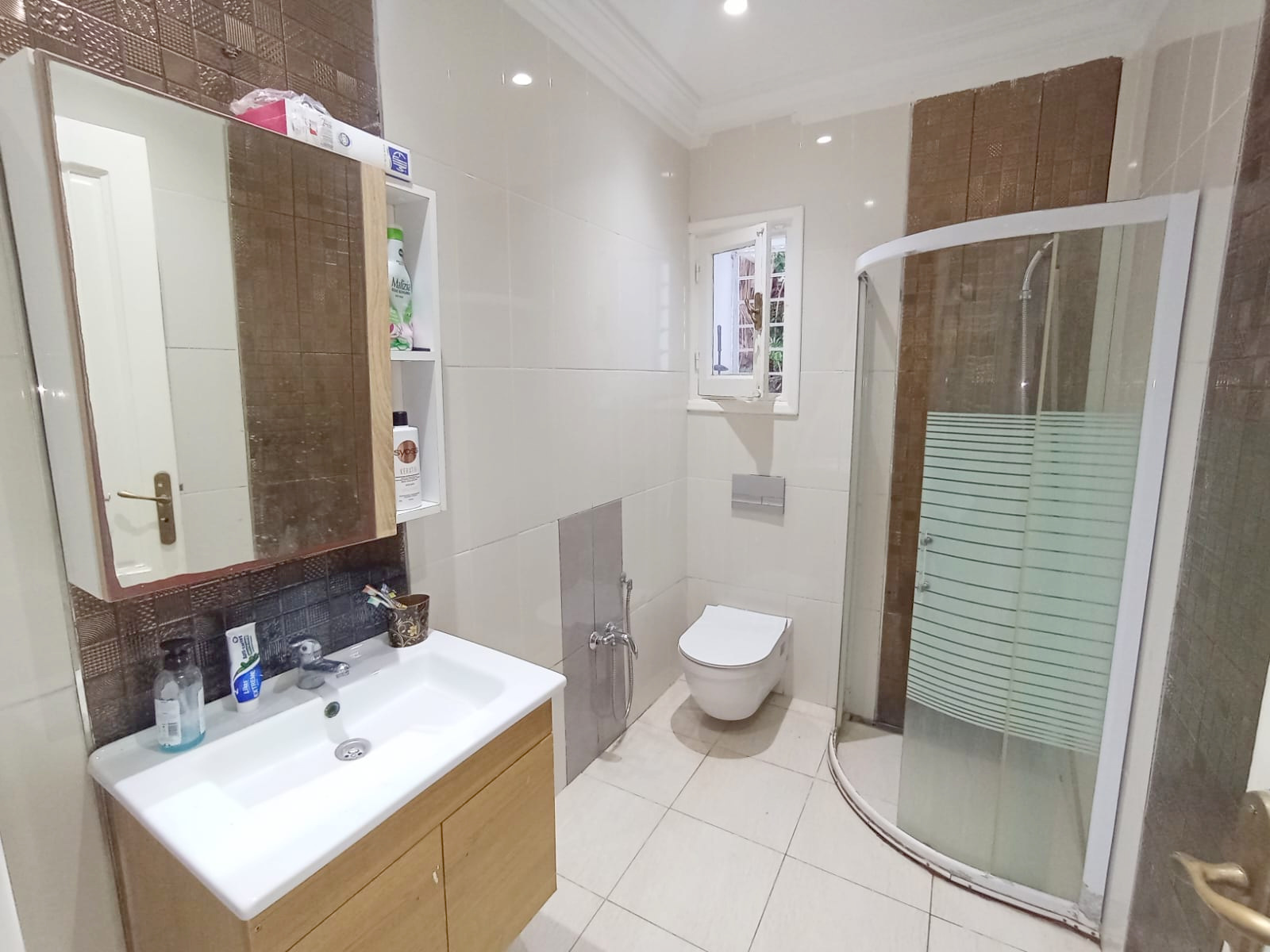 Hammam Sousse&nbsp;El Kantaoui&nbsp;Vente&nbsp;Appart. 5 pi�ces+&nbsp;Villa individuelle a kantaoui