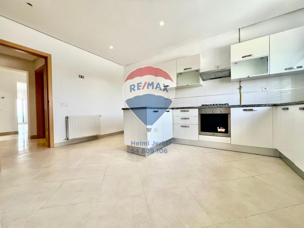 La Marsa&nbsp;Gammart&nbsp;Location&nbsp;Appart. 4 pi�ces&nbsp;S3 vue mer � la marina gammarth