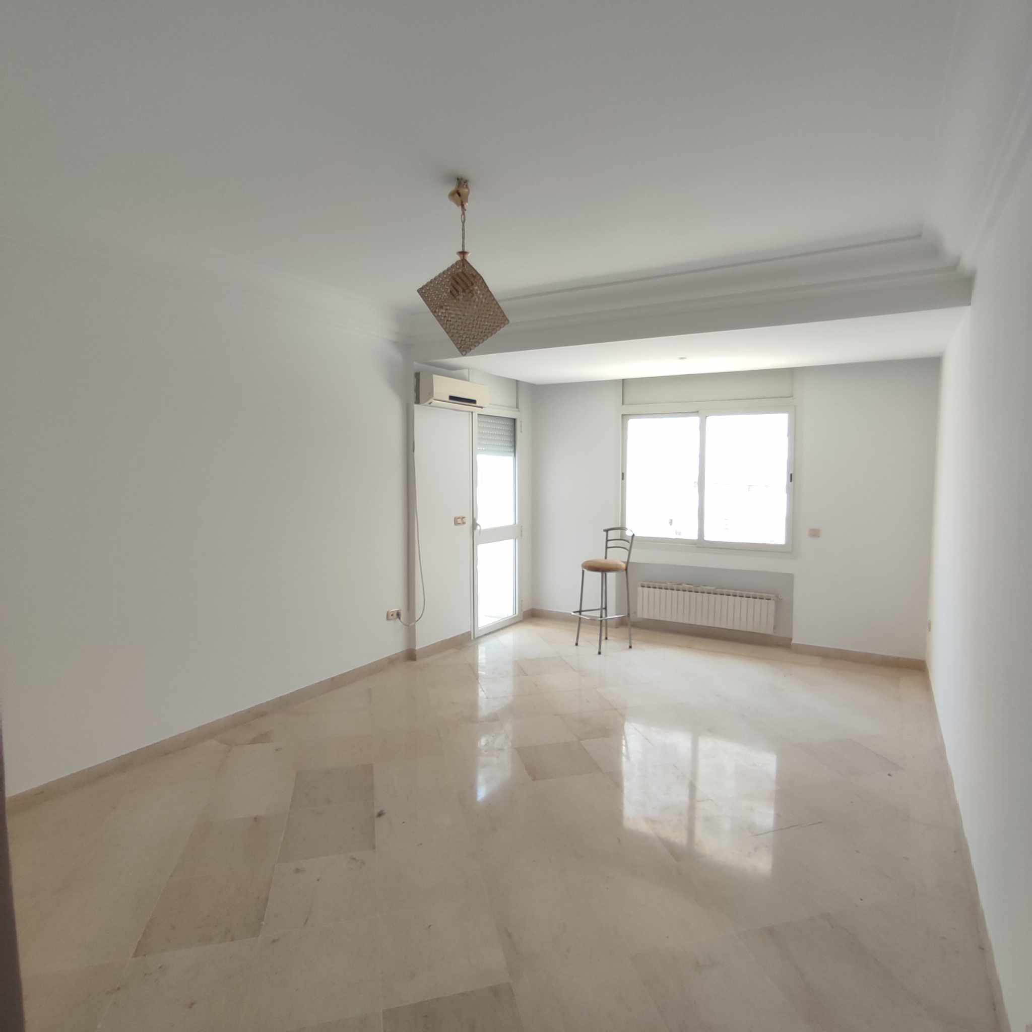 Ariana Ville&nbsp;Cite Ennasr 2&nbsp;Location&nbsp;Appart. 3 pi�ces&nbsp;Bel s2 pr�s magasin g�n�ral