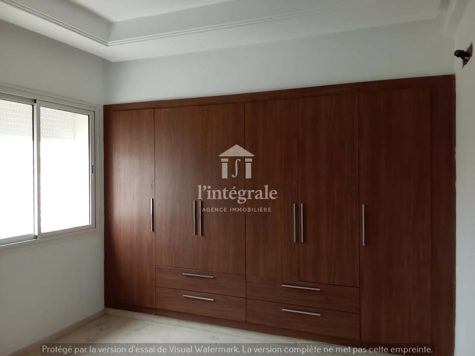 Ariana Ville&nbsp;Cite Ennasr 2&nbsp;Location&nbsp;Appart. 4 pi�ces&nbsp;S3 avec acc�s � une grande terrasse