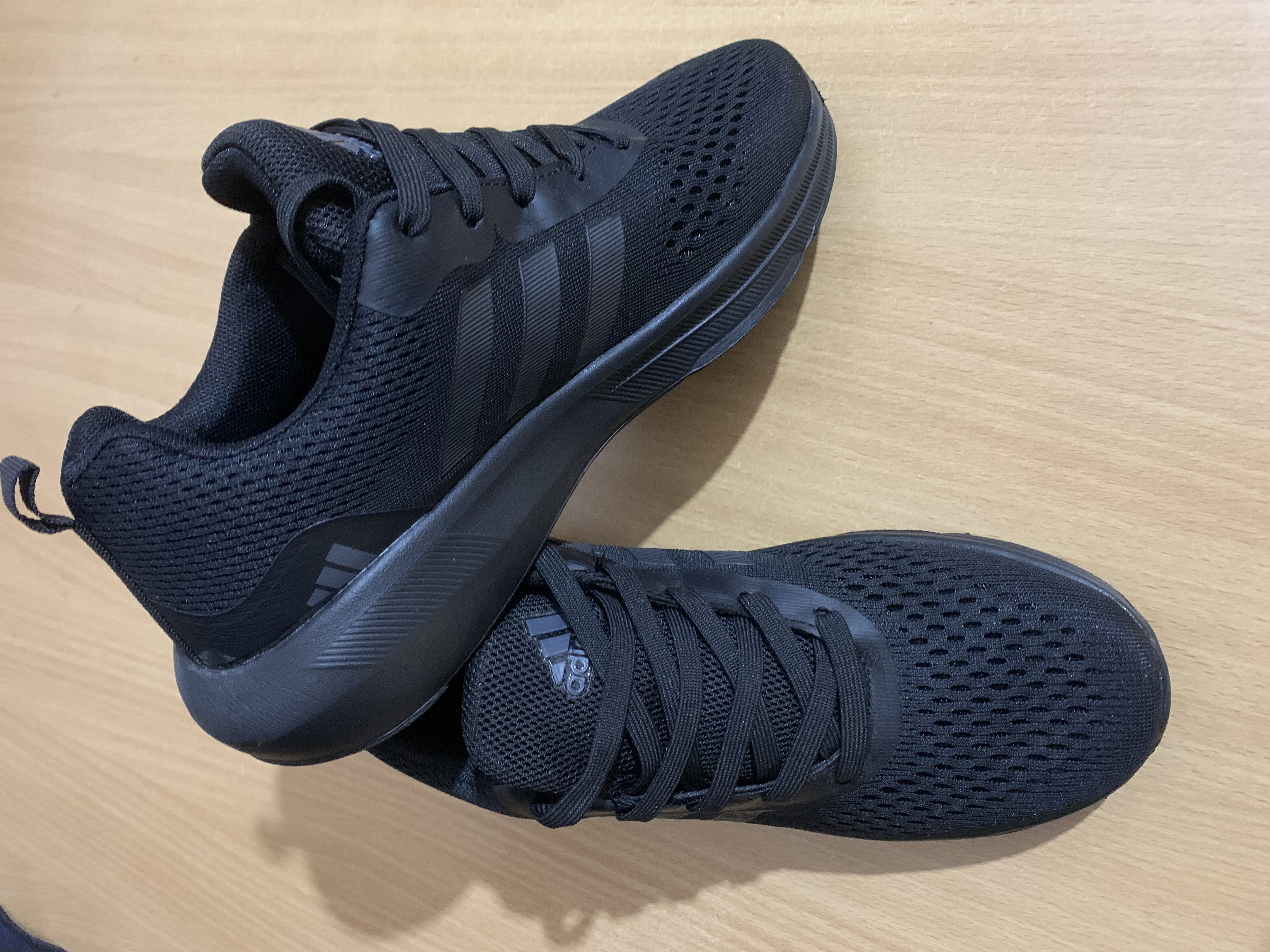 Le Bardo&nbsp;Le Bardo&nbsp;Hommes&nbsp;Autre&nbsp;Adidas original