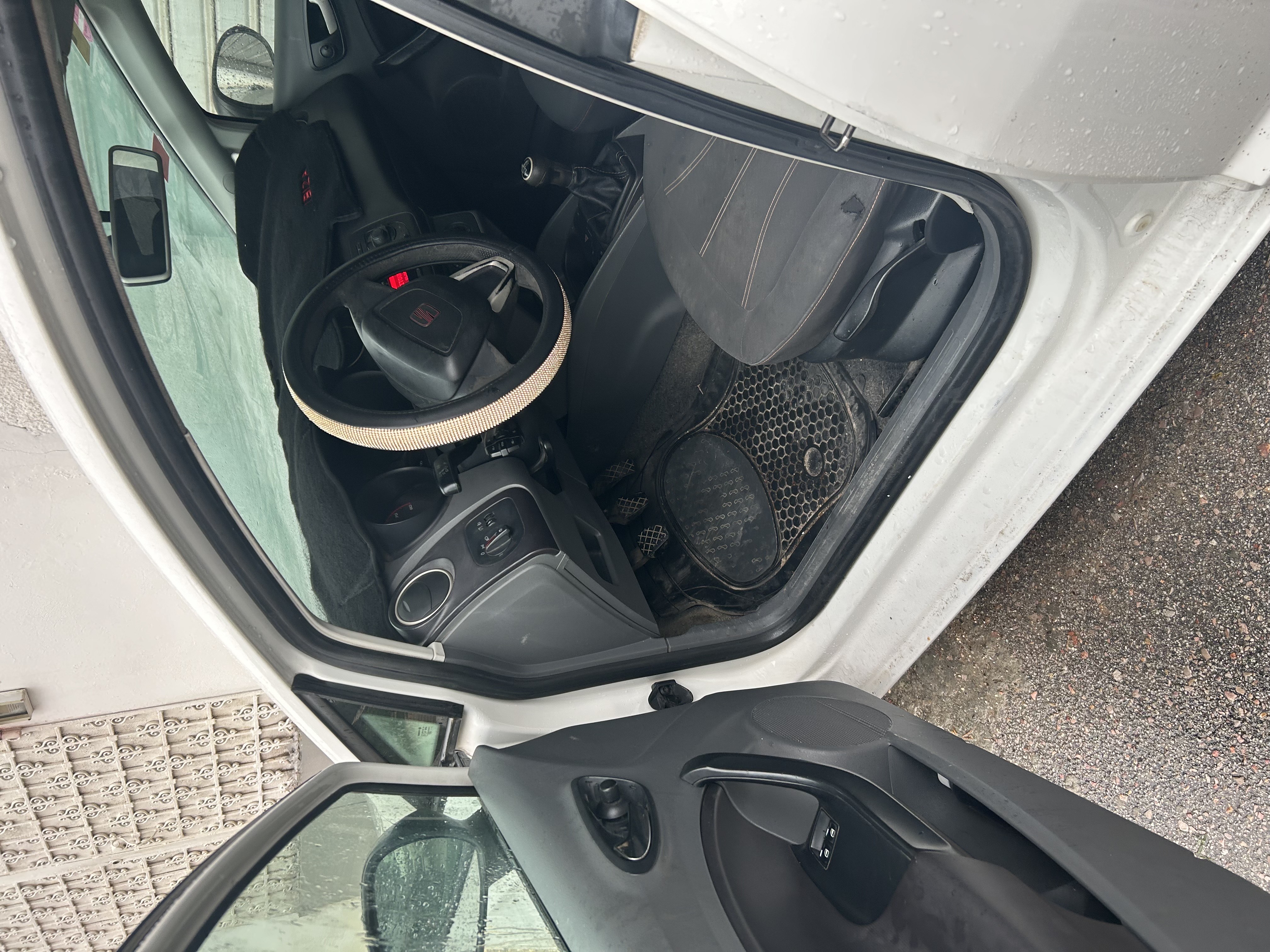 Sidi El Bechir&nbsp;Monfleury&nbsp;Seat&nbsp;Ibiza&nbsp;Bonne afaire