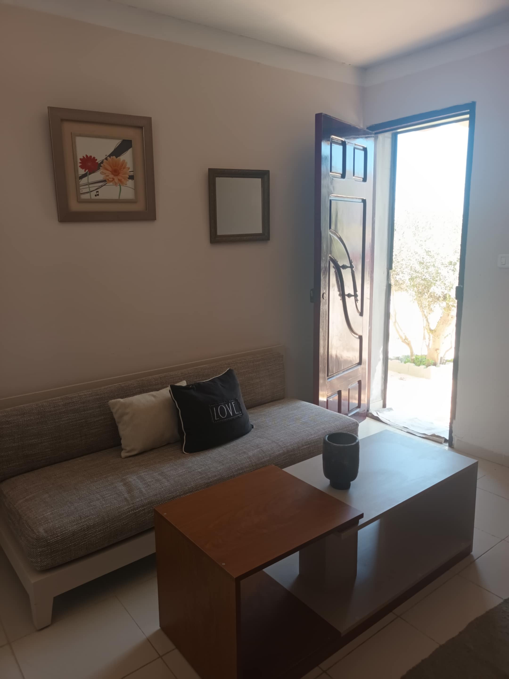 Bizerte Nord&nbsp;Bizerte&nbsp;Location&nbsp;Appart. 1 pi�ce&nbsp;Un studio pied dans l'eau bizerte