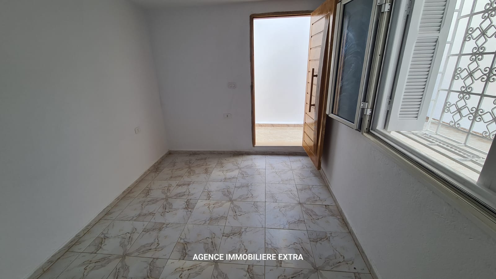 Nabeul&nbsp;Nabeul&nbsp;Location&nbsp;Surfaces&nbsp;89eme rez de chauss�e � nabeul