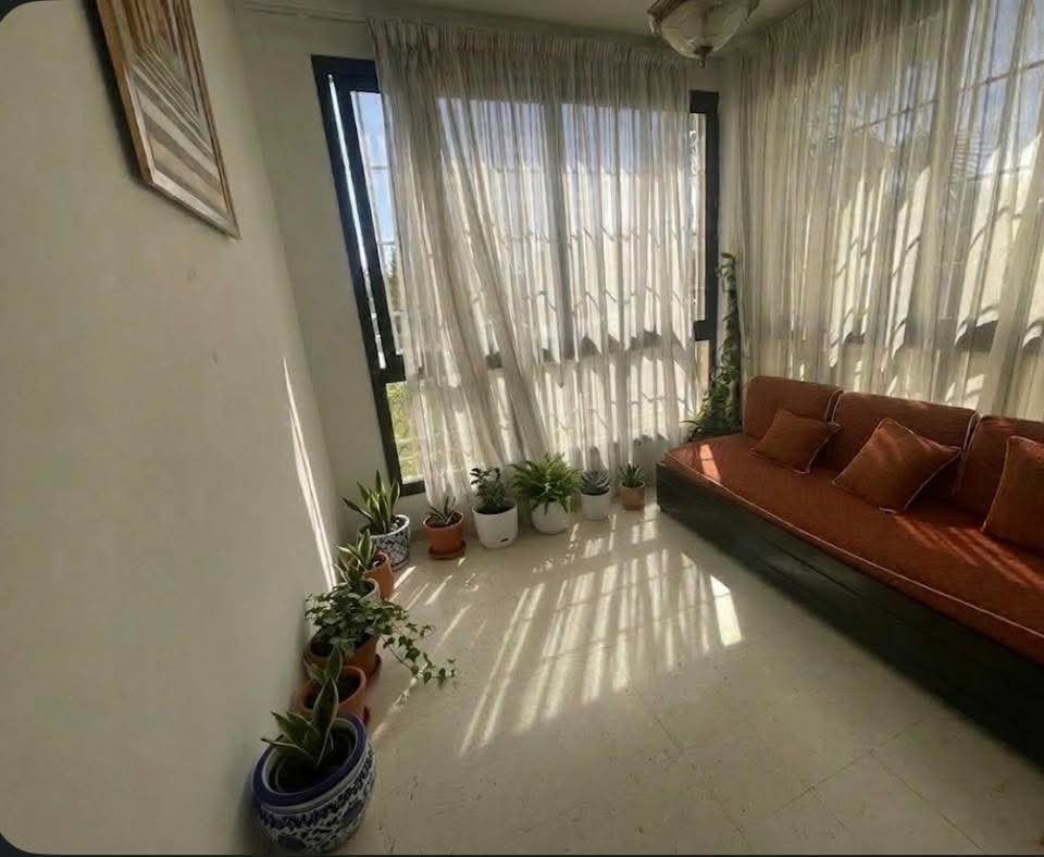 Ariana Ville&nbsp;Cite Ennasr 2&nbsp;Location&nbsp;Appart. 4 pi�ces&nbsp;Un s 3 cit� nasr