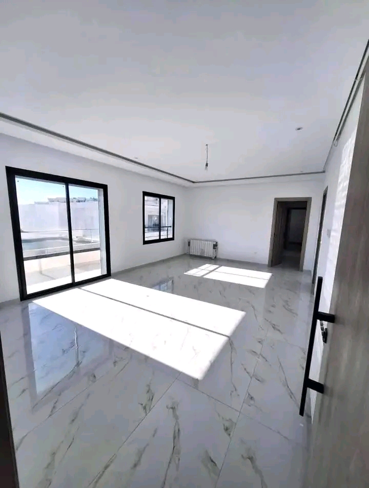 Ariana Ville&nbsp;Cite Ennasr 2&nbsp;Location&nbsp;Appart. 4 pi�ces&nbsp;Un appart s plus 3 ht standing cit� nasr