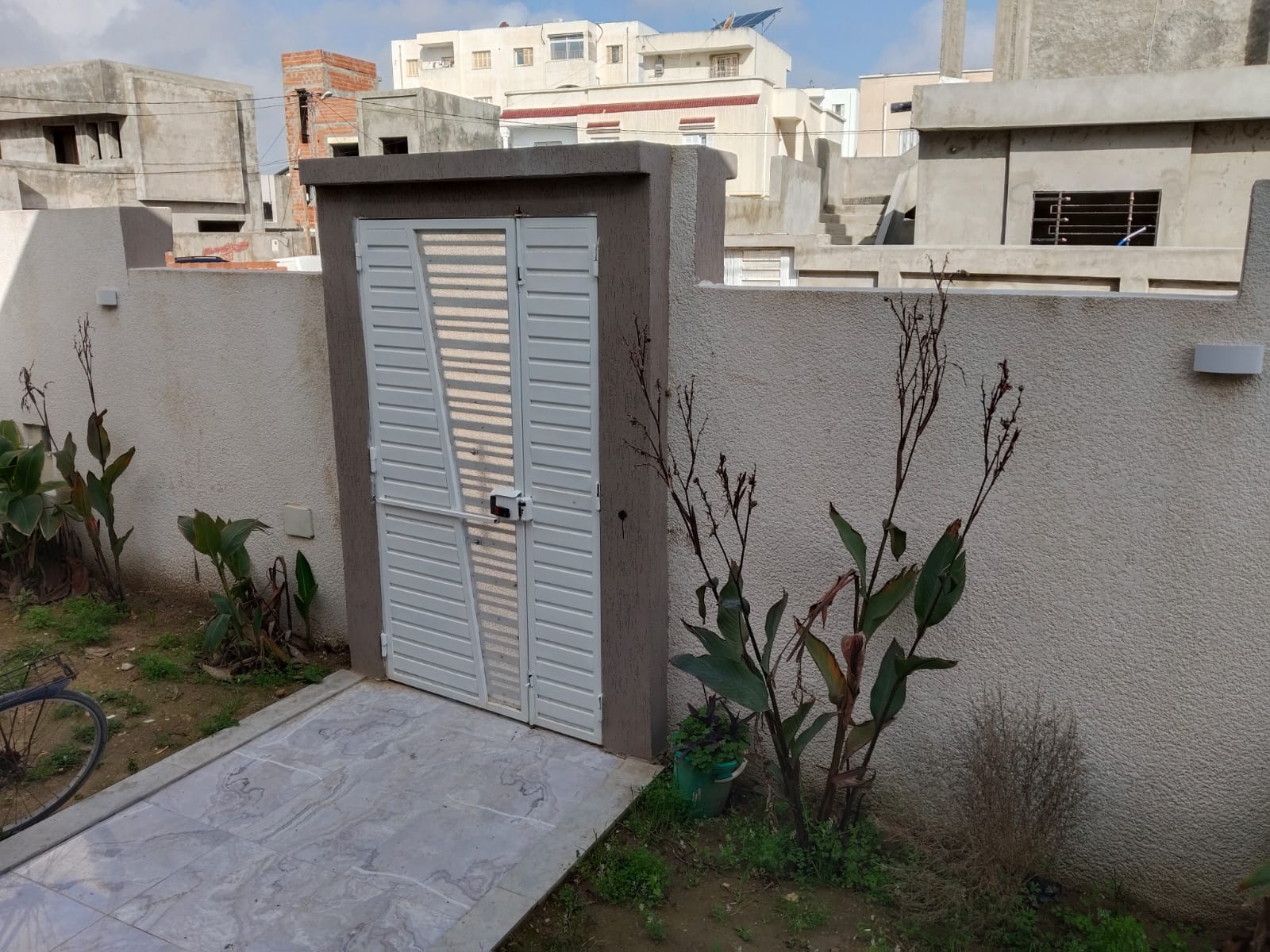 Raoued&nbsp;Cite Ennkhilet&nbsp;Vente&nbsp;Maisons&nbsp;Nkhilette vnt villa