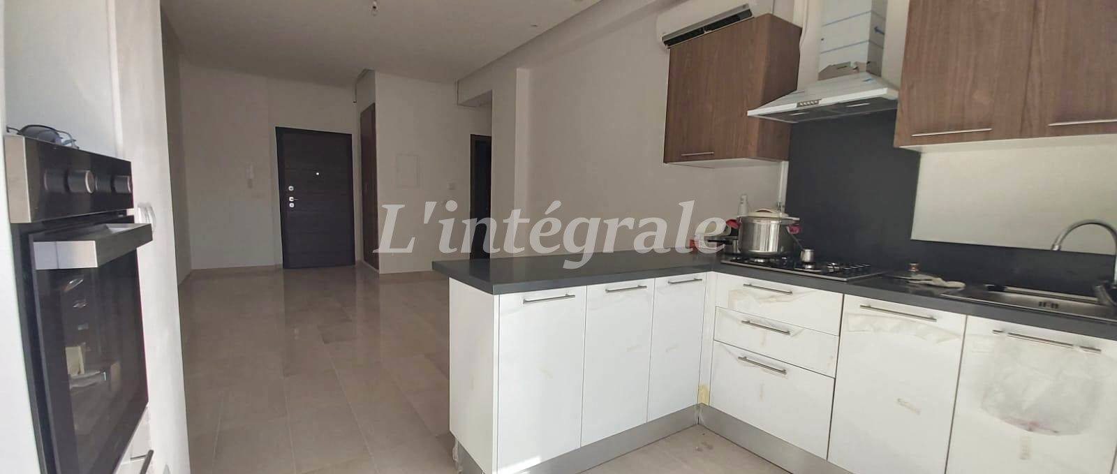 Ariana Ville&nbsp;Cite Ennasr 2&nbsp;Location&nbsp;Appart. 3 pi�ces&nbsp;Coquet appartement s2 avec jardin privatif
