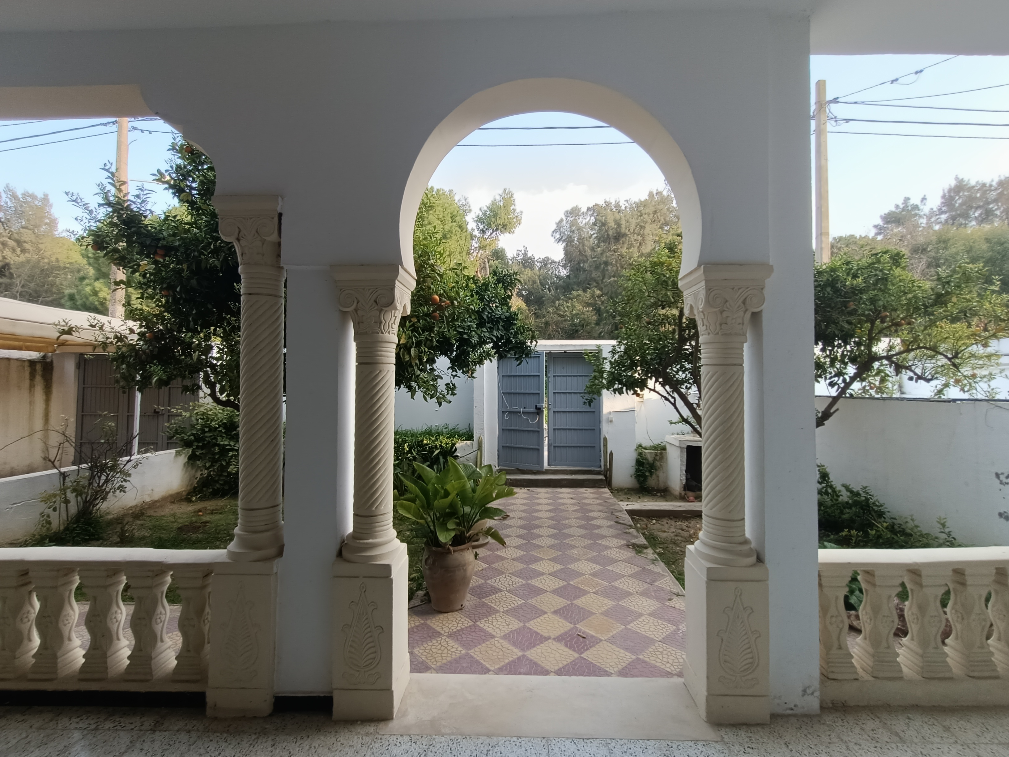 La Marsa&nbsp;Marsa Safsaf&nbsp;Location&nbsp;Appart. 4 pi�ces&nbsp;Un rdc vide � marsa saada