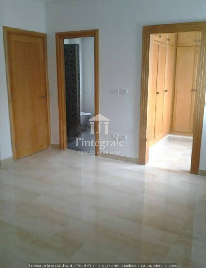 Mnihla&nbsp;Jardins d'el Menzah&nbsp;Location&nbsp;Maisons&nbsp;Superbe triplex s4 tr�s haut standing avec jardin