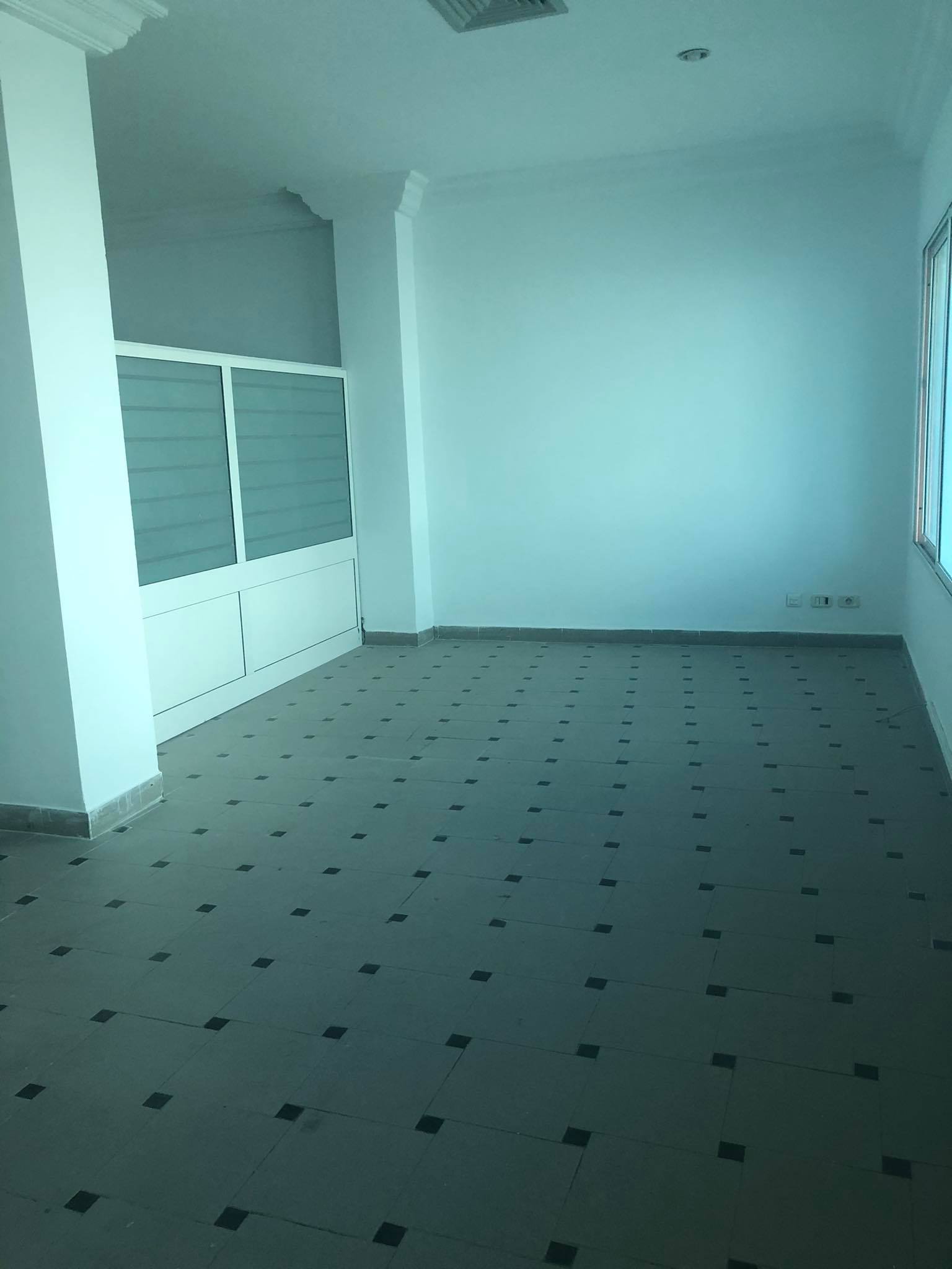 La Marsa&nbsp;Berge Du Lac&nbsp;Location&nbsp;Surfaces&nbsp;Open space au lac 1