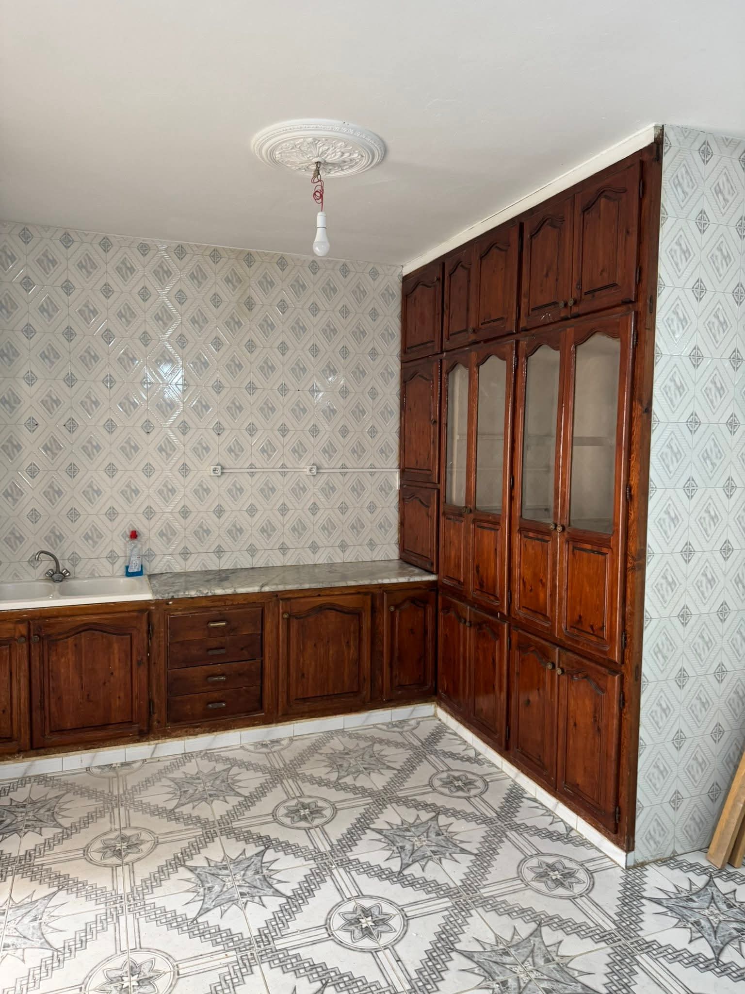 El Mourouj&nbsp;El Mourouj&nbsp;Location&nbsp;Appart. 3 pi�ces&nbsp;Rdc de villa mourouj 4