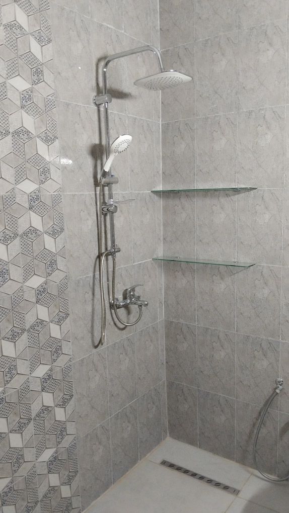 Ezzouhour (Tunis)&nbsp;Cite Essomrane&nbsp;Location&nbsp;Appart. 3 pi�ces&nbsp;Bel �tage de villa neuf � cit� ezzouhour 1