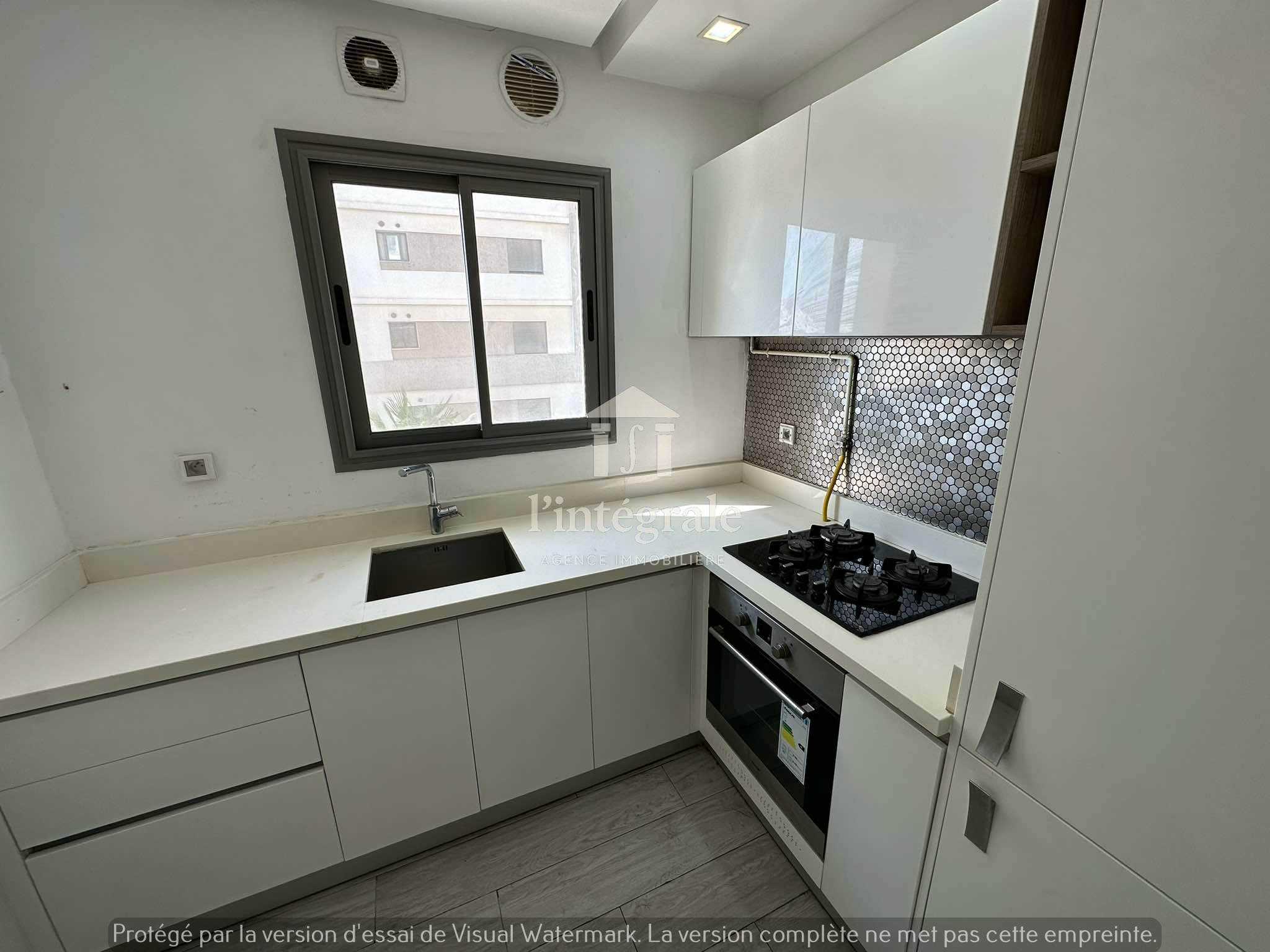 El Menzah&nbsp;El Menzah 9&nbsp;Location&nbsp;Appart. 2 pi�ces&nbsp;S1 tr�s haut standing menzah 9c