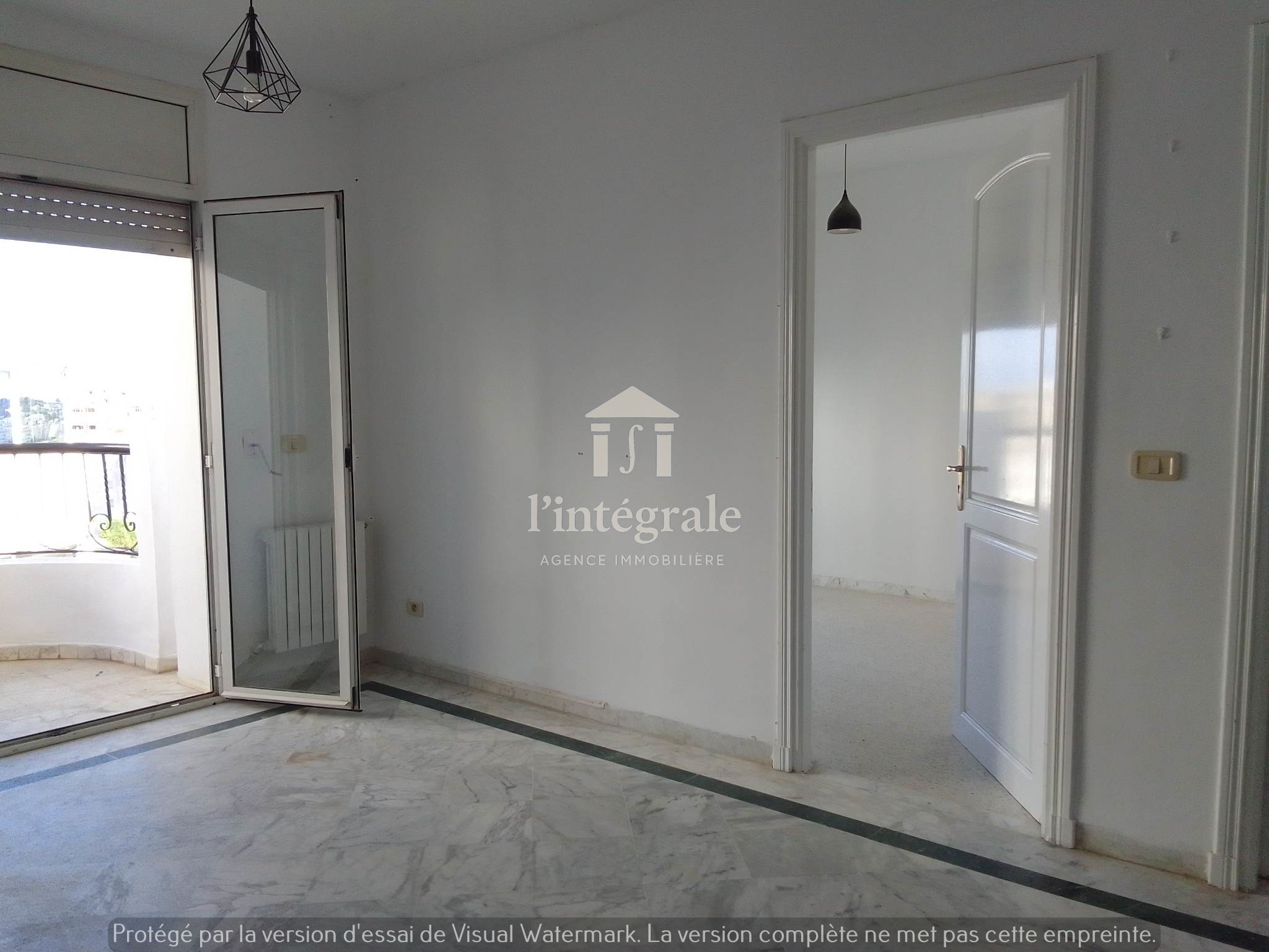 Ariana Ville&nbsp;Cite Ennasr 2&nbsp;Location&nbsp;Appart. 3 pi�ces&nbsp;S2 avec place de parking