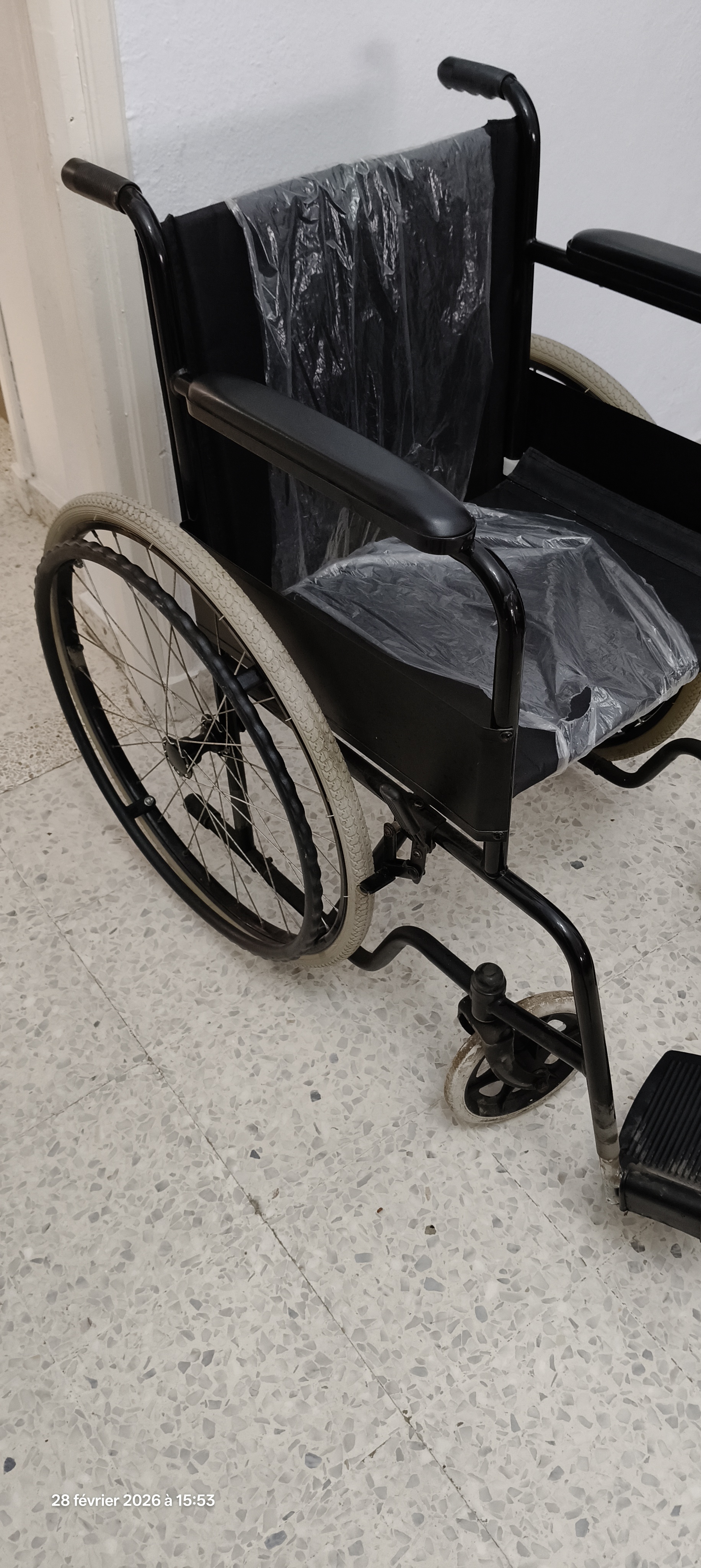 El Kram&nbsp;Le Kram&nbsp;Autre&nbsp;Autre&nbsp;Chaise roulante neuve