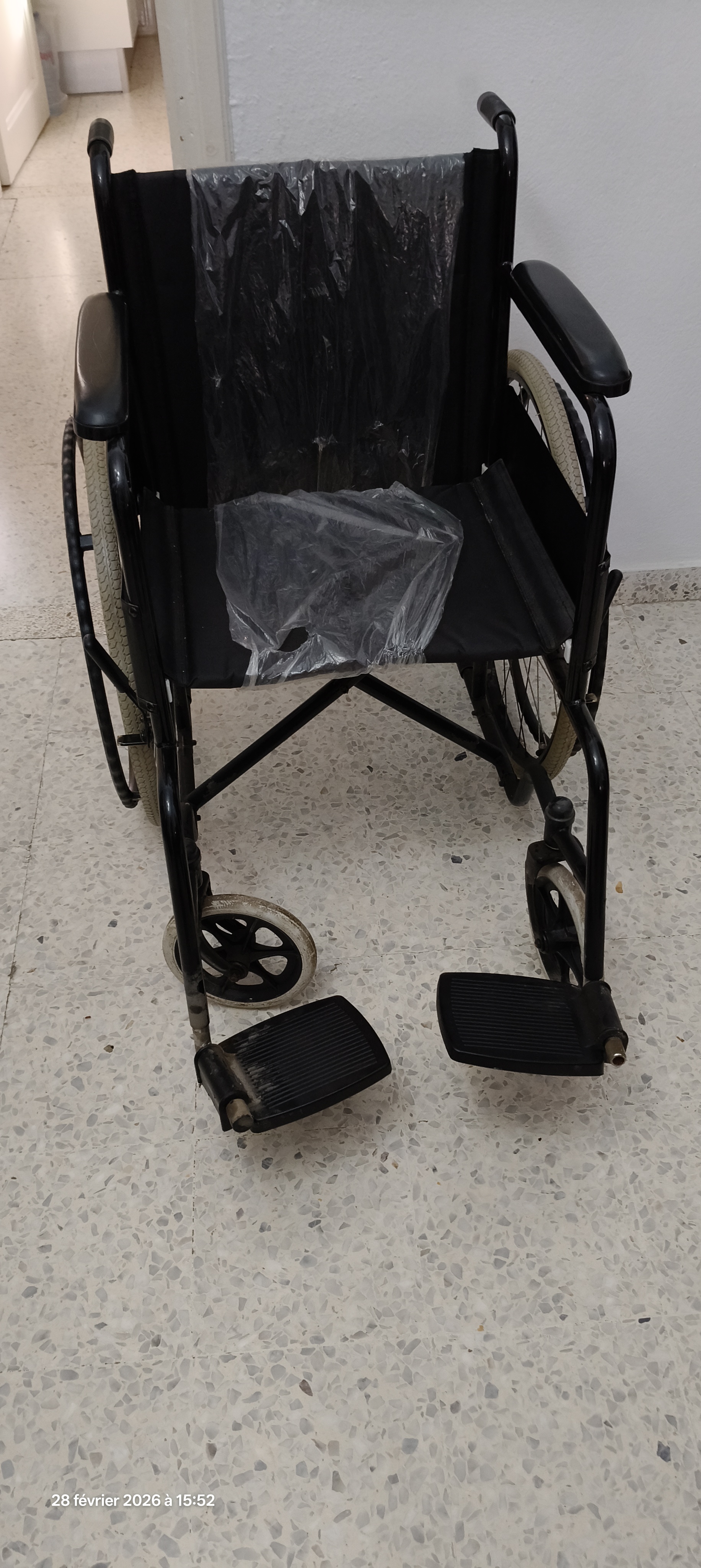 El Kram&nbsp;Le Kram&nbsp;Autre&nbsp;Autre&nbsp;Chaise roulante neuve